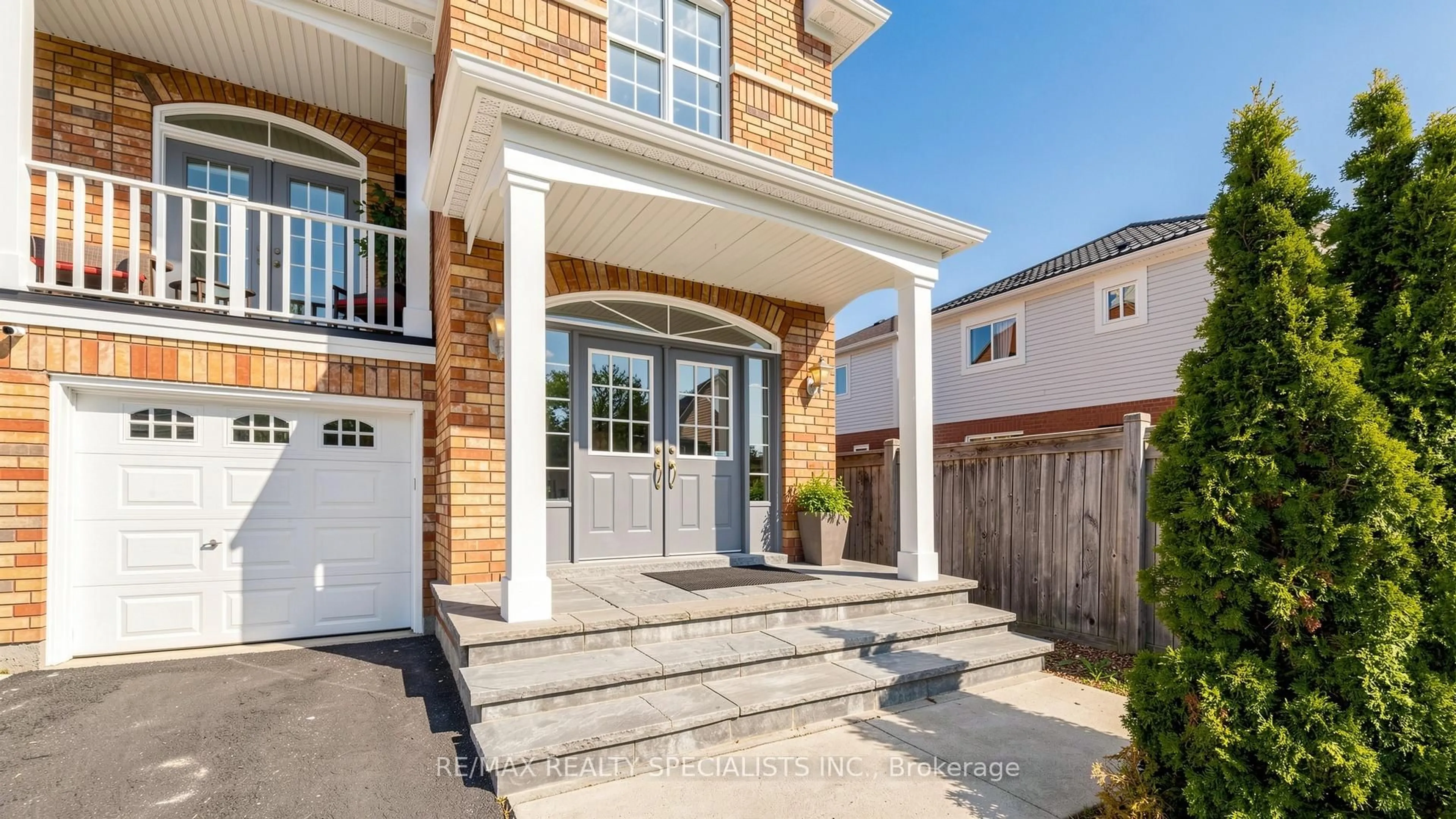 Home with brick exterior material, street for 193 Queen Mary Dr, Brampton Ontario L7A 1Y3