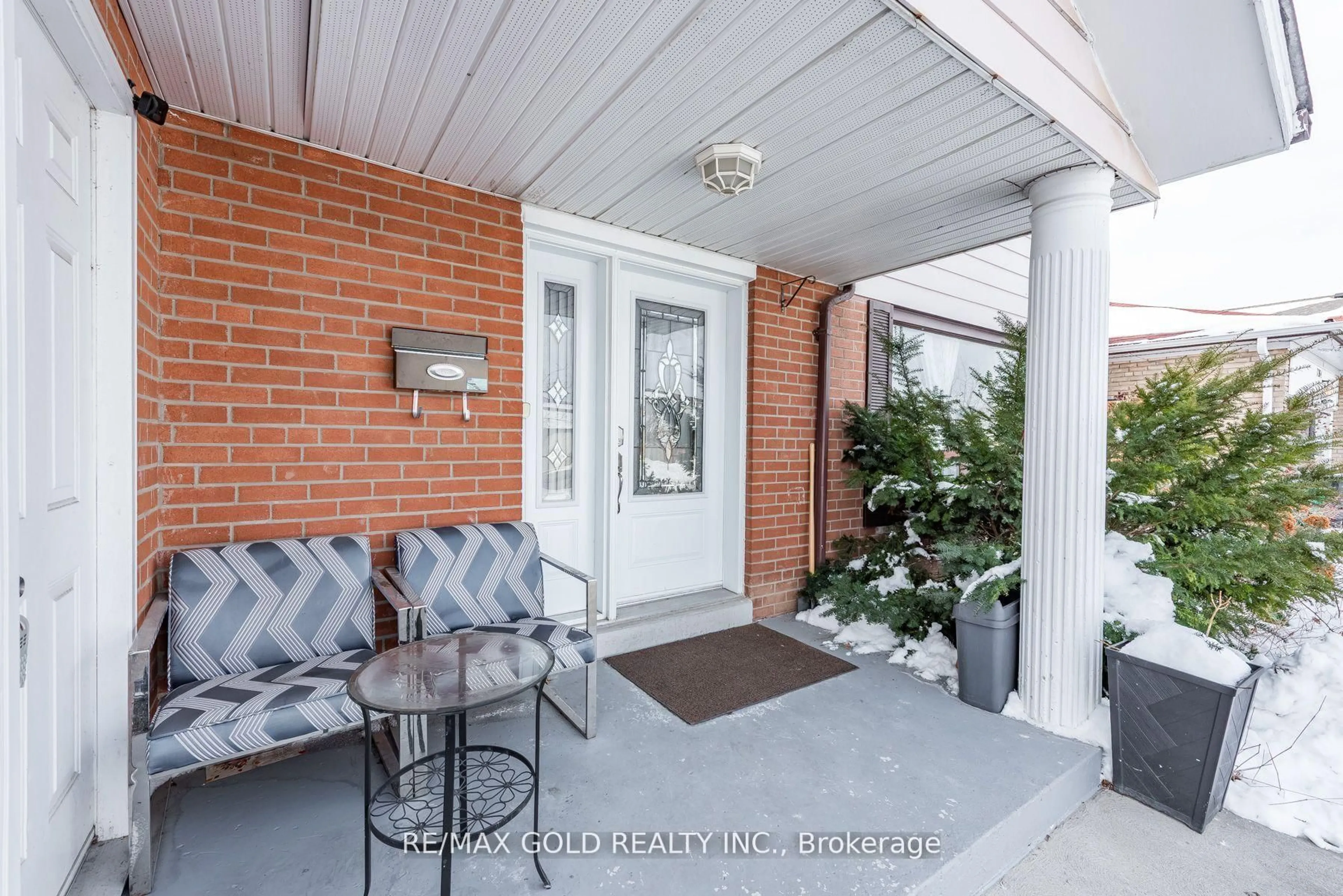 Unknown for 7258 Vernor Dr, Mississauga Ontario L4T 2P4