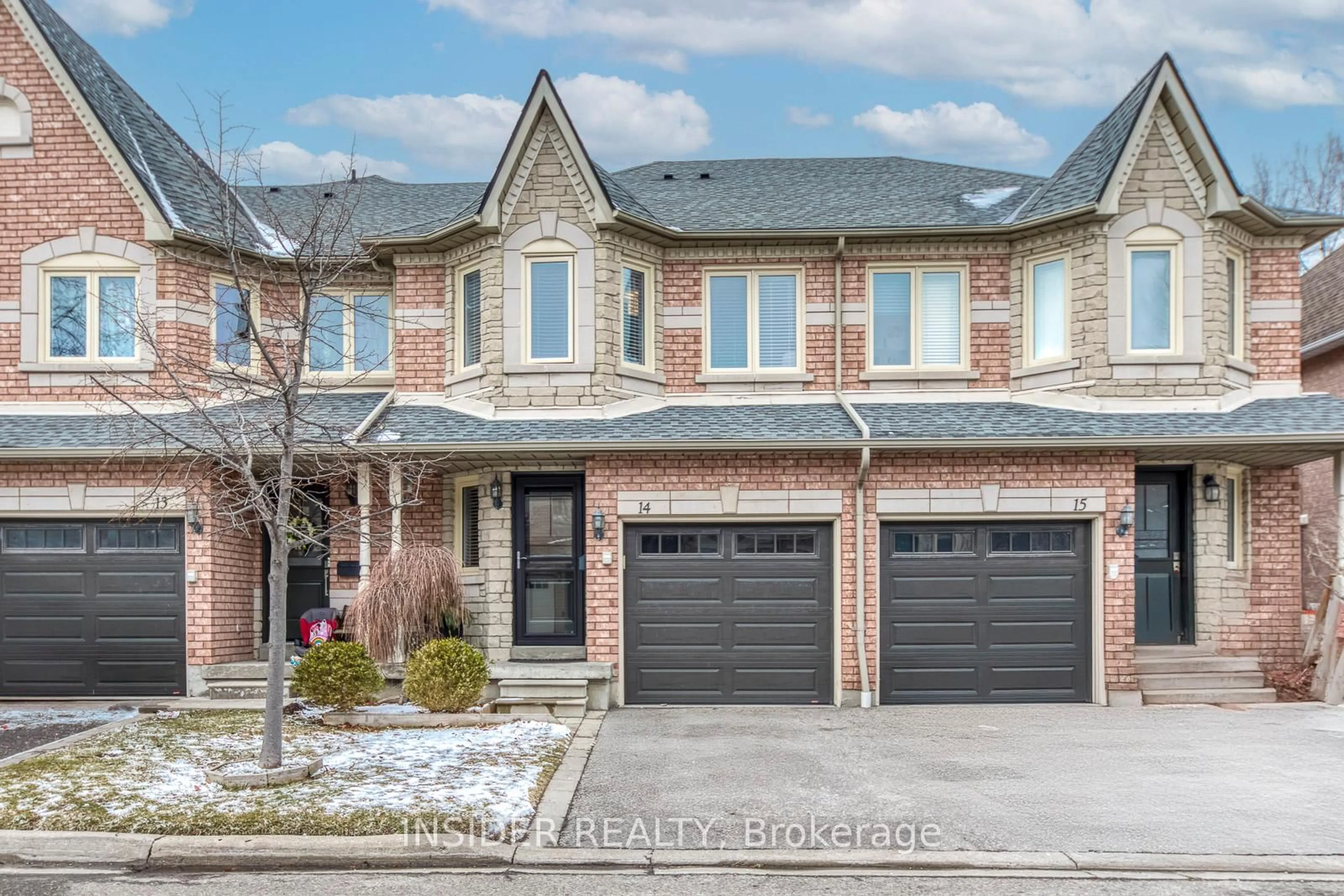 Home with brick exterior material, street for 455 Apache Crt #14, Mississauga Ontario L4Z 3W8