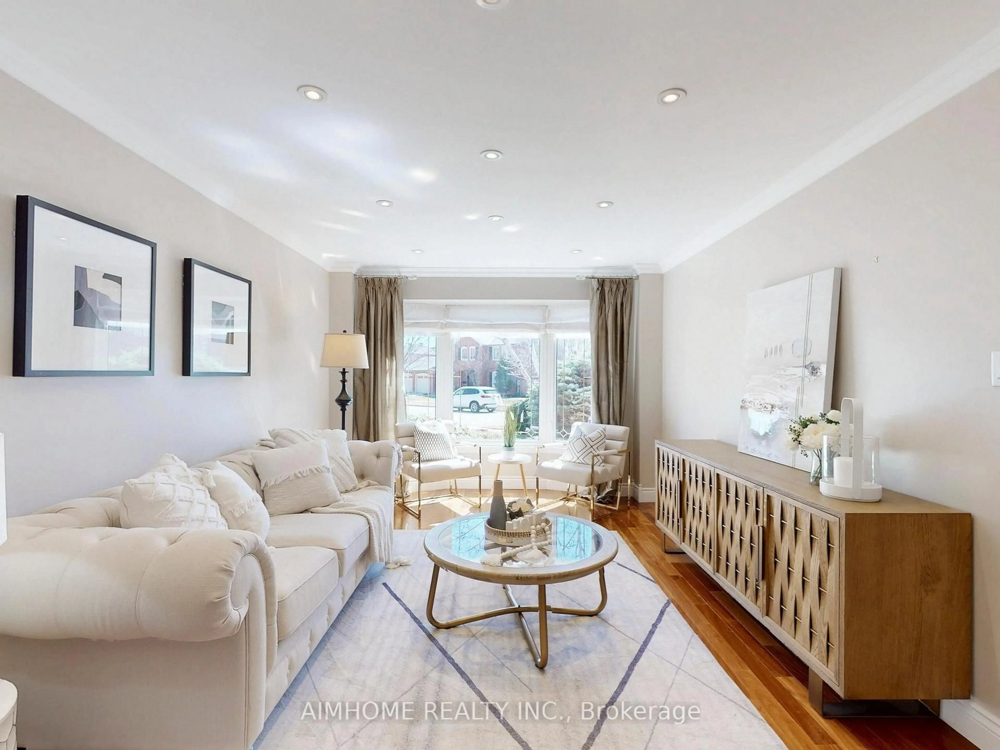 Living room with furniture, unknown for 1417 Greendale Terr, Oakville Ontario L6M 1W7