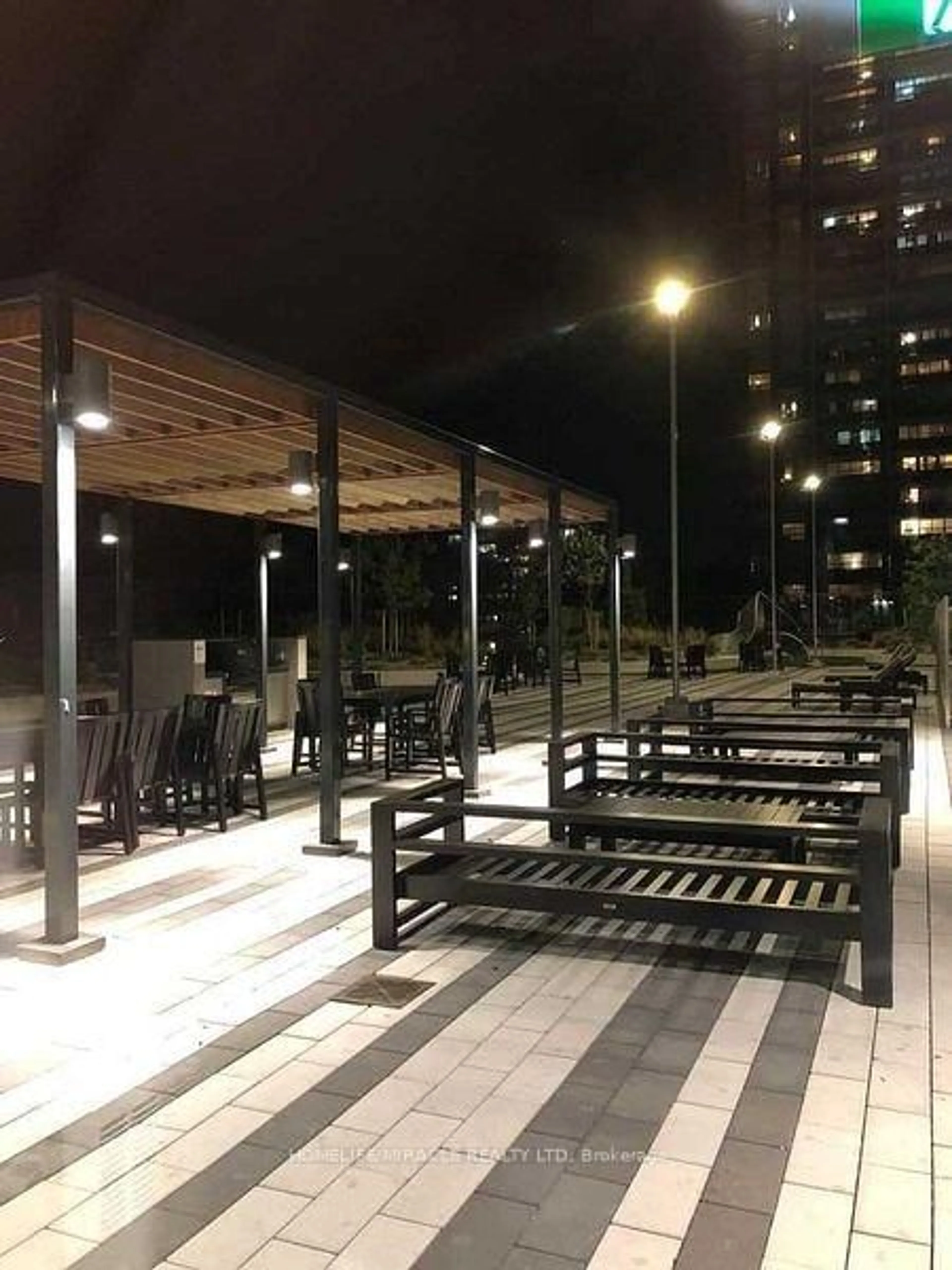 Patio, street for 9 Mabelle Ave #1226, Toronto Ontario M9A 4X7