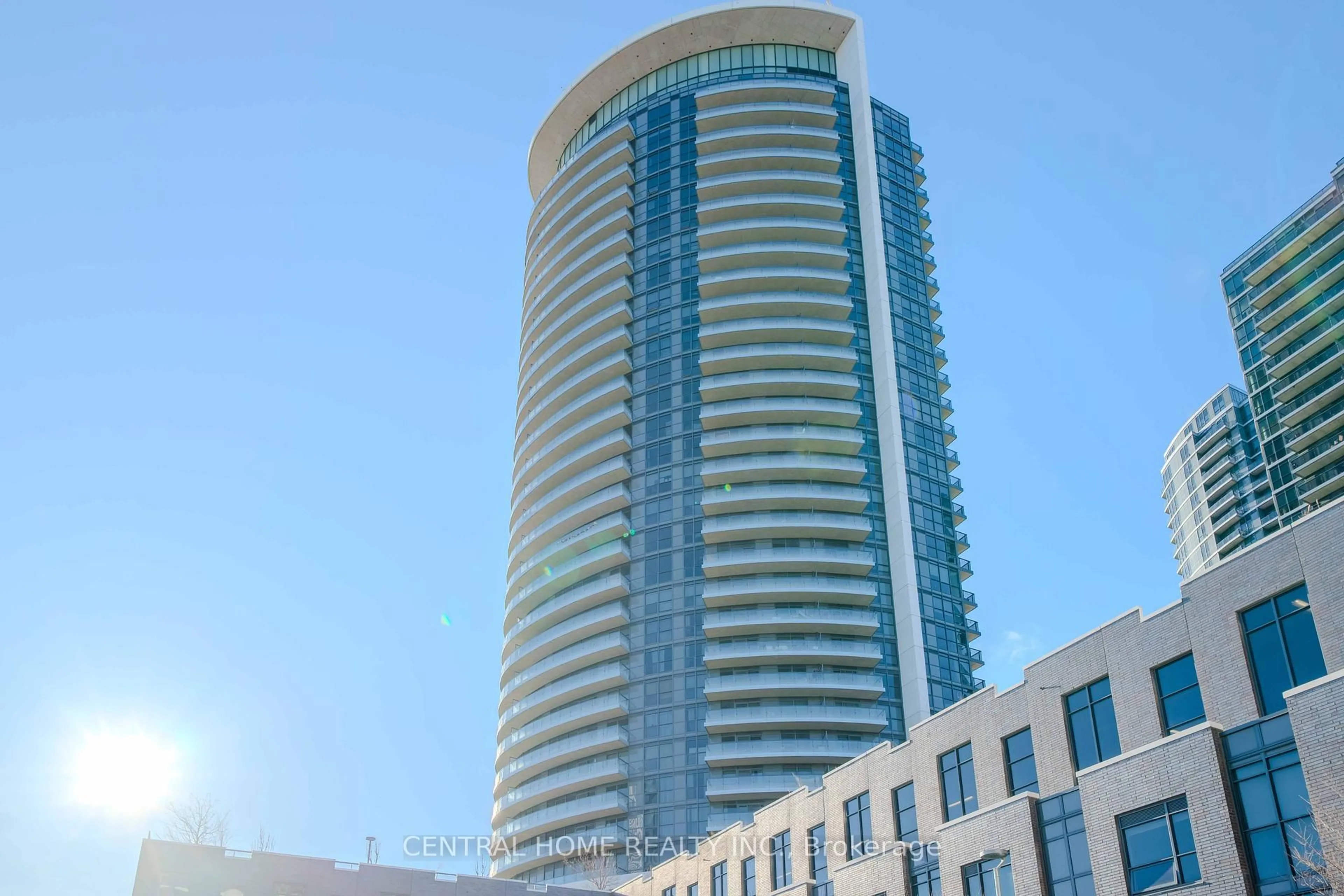 Unknown for 30 Gibbs Rd #3305, Toronto Ontario M9B 0E4