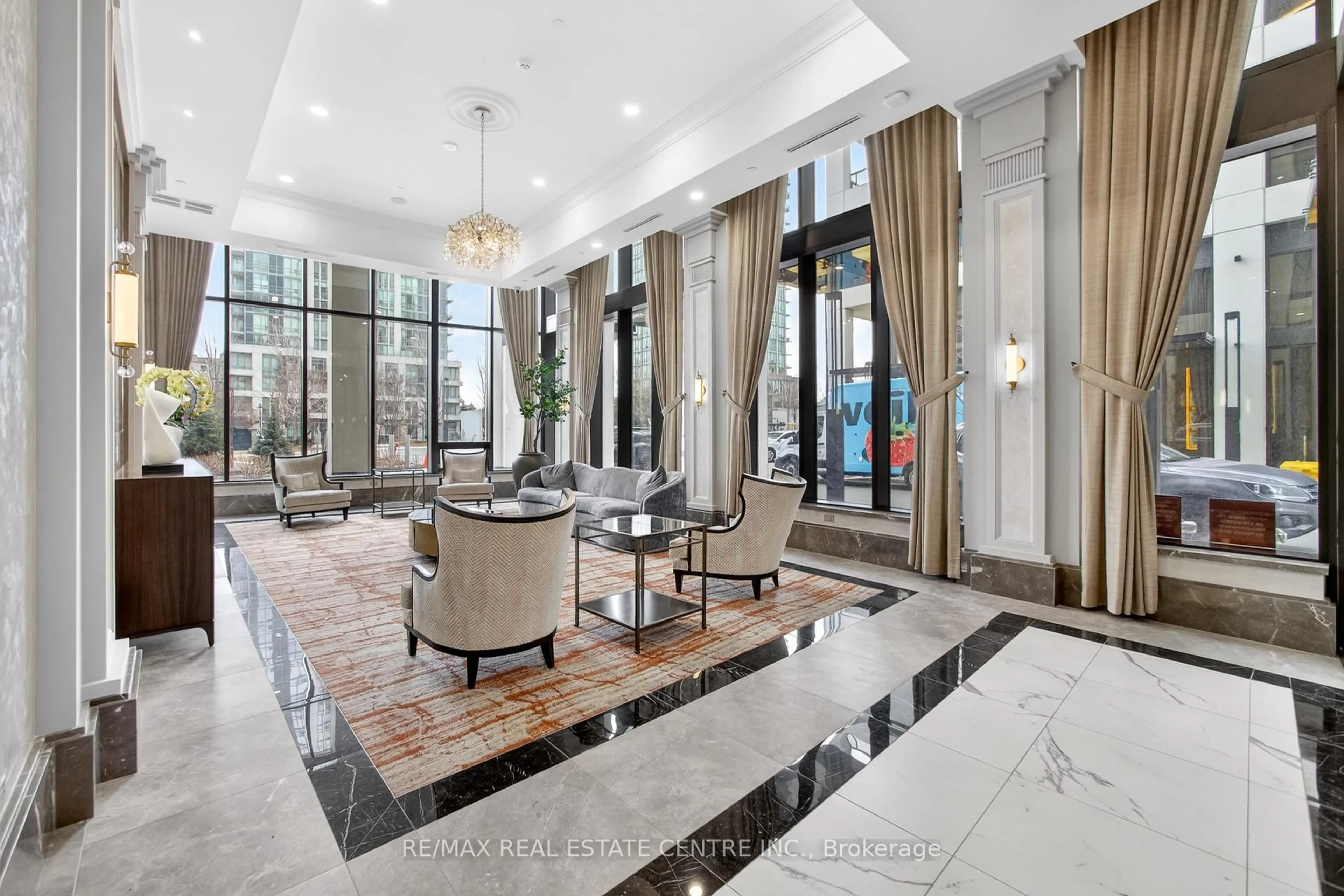 Lobby for 30 Elm Dr #610, Mississauga Ontario L5B 0N6