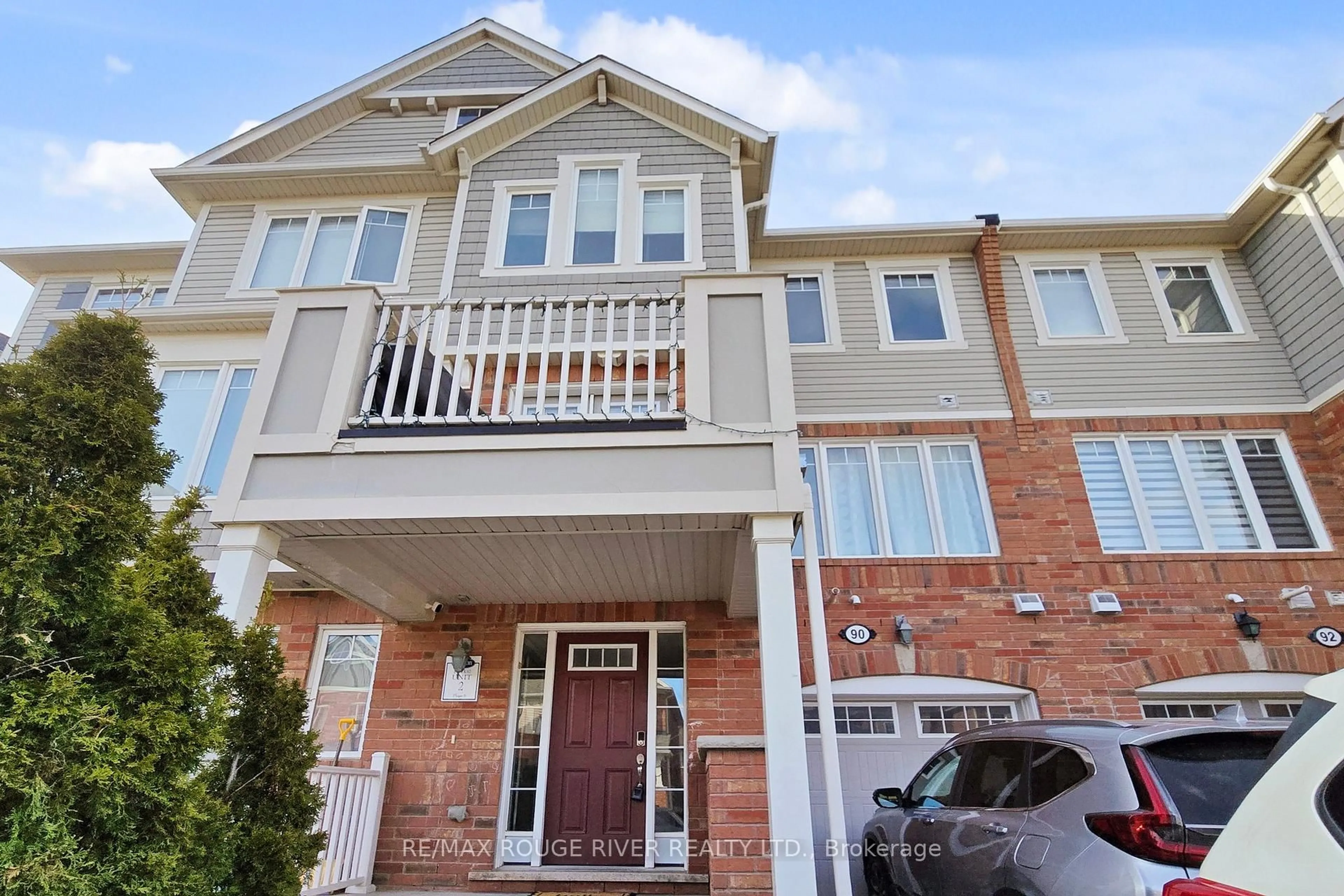 Home with brick exterior material, street for 90 Suitor Crt, Milton Ontario L9T 8R9