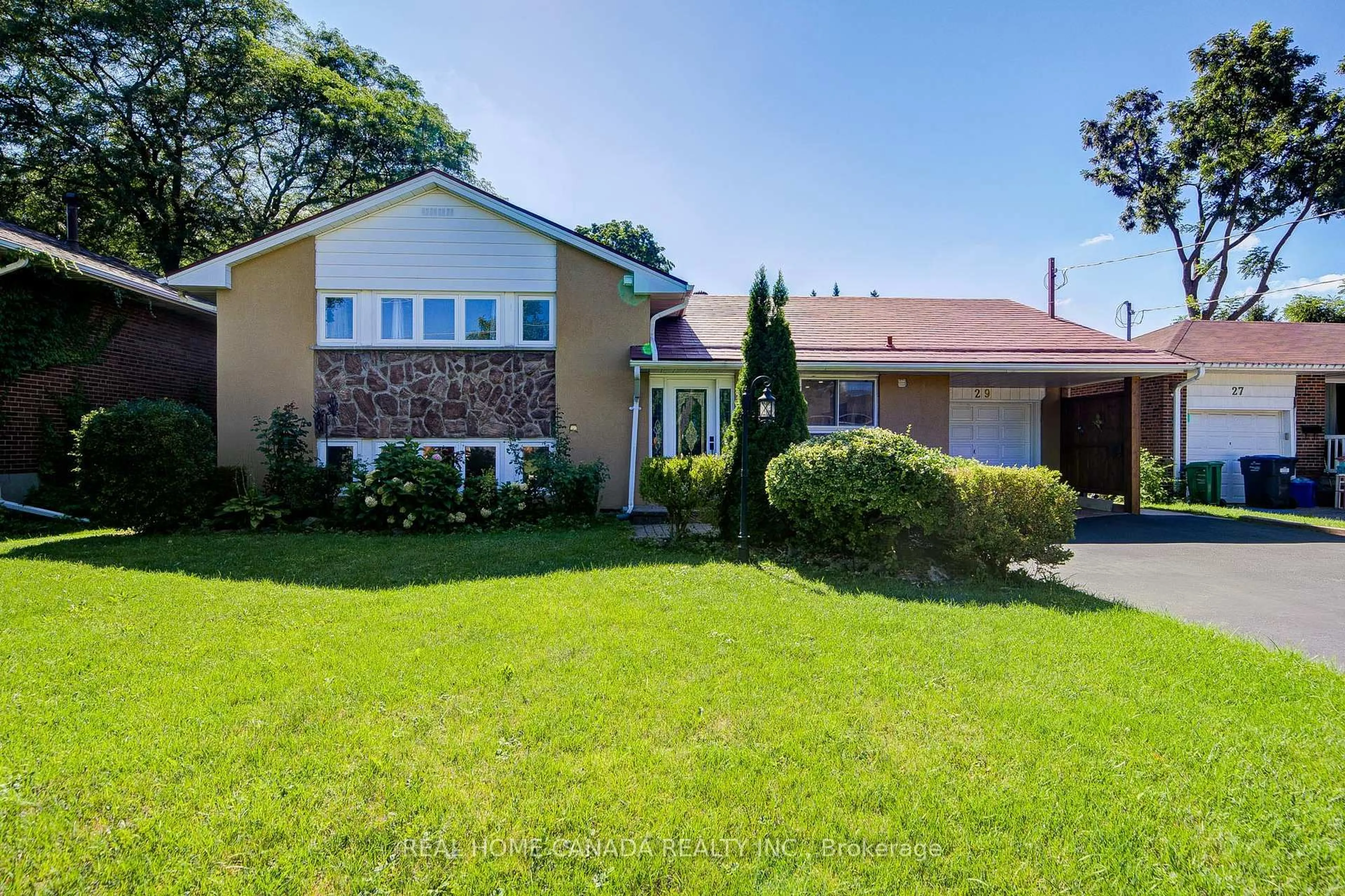 Unknown for 29 Ellesboro Dr, Mississauga Ontario L5N 1C3