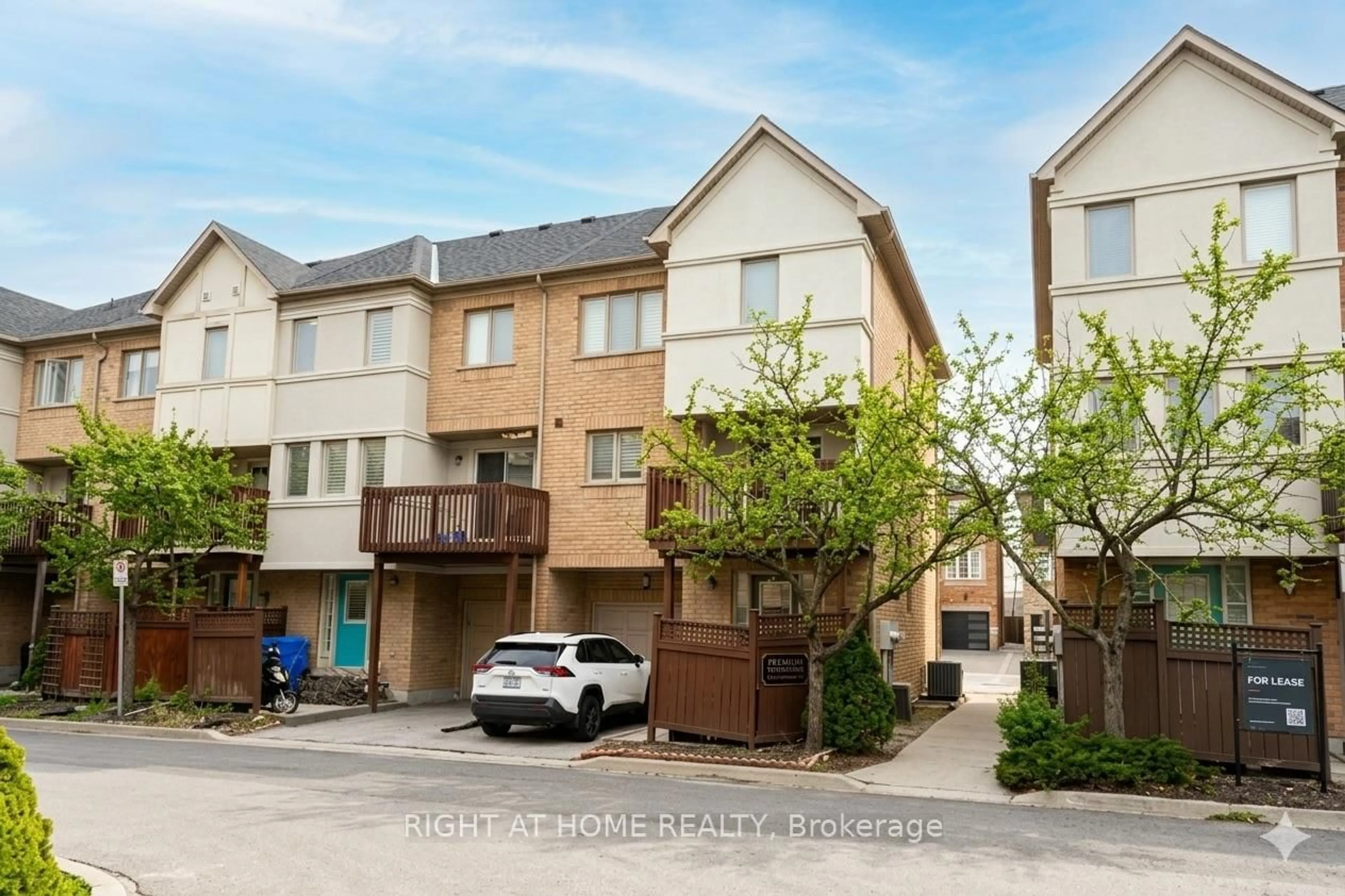 A pic from outside/outdoor area/front of a property/back of a property/a pic from drone, street for 11 West Deane Park Dr #1, Toronto Ontario M9B 2R5