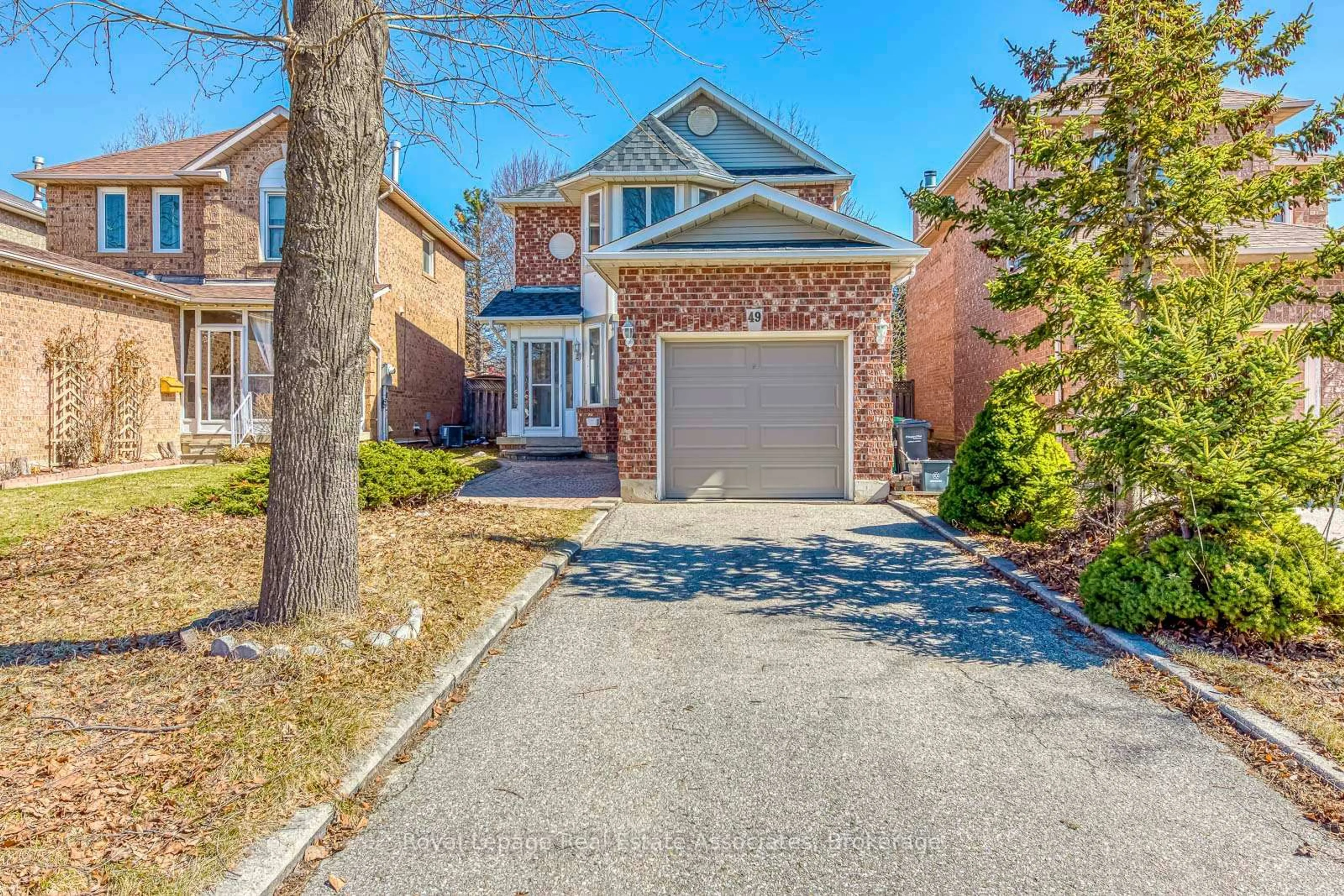 Home with brick exterior material, street for 49 Letty Ave, Brampton Ontario L6Y 4T1