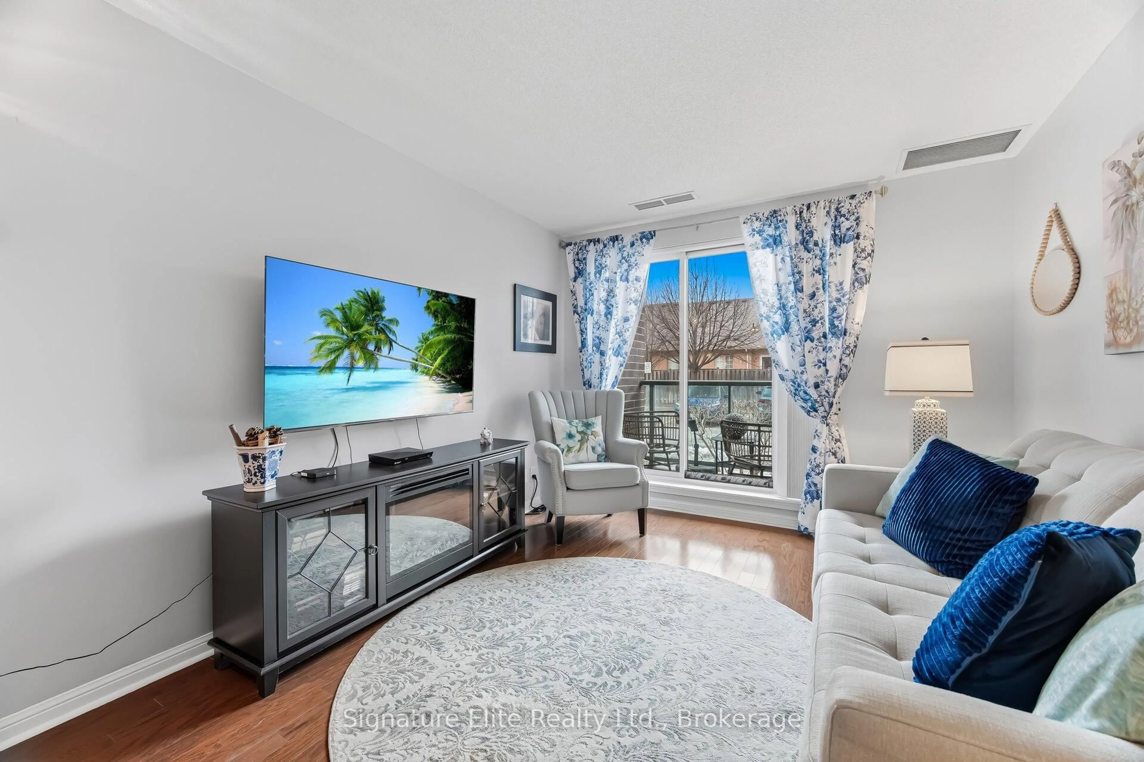 Living room with furniture, unknown for 65 Via Rosedale Way #116, Brampton Ontario L6R 3N8