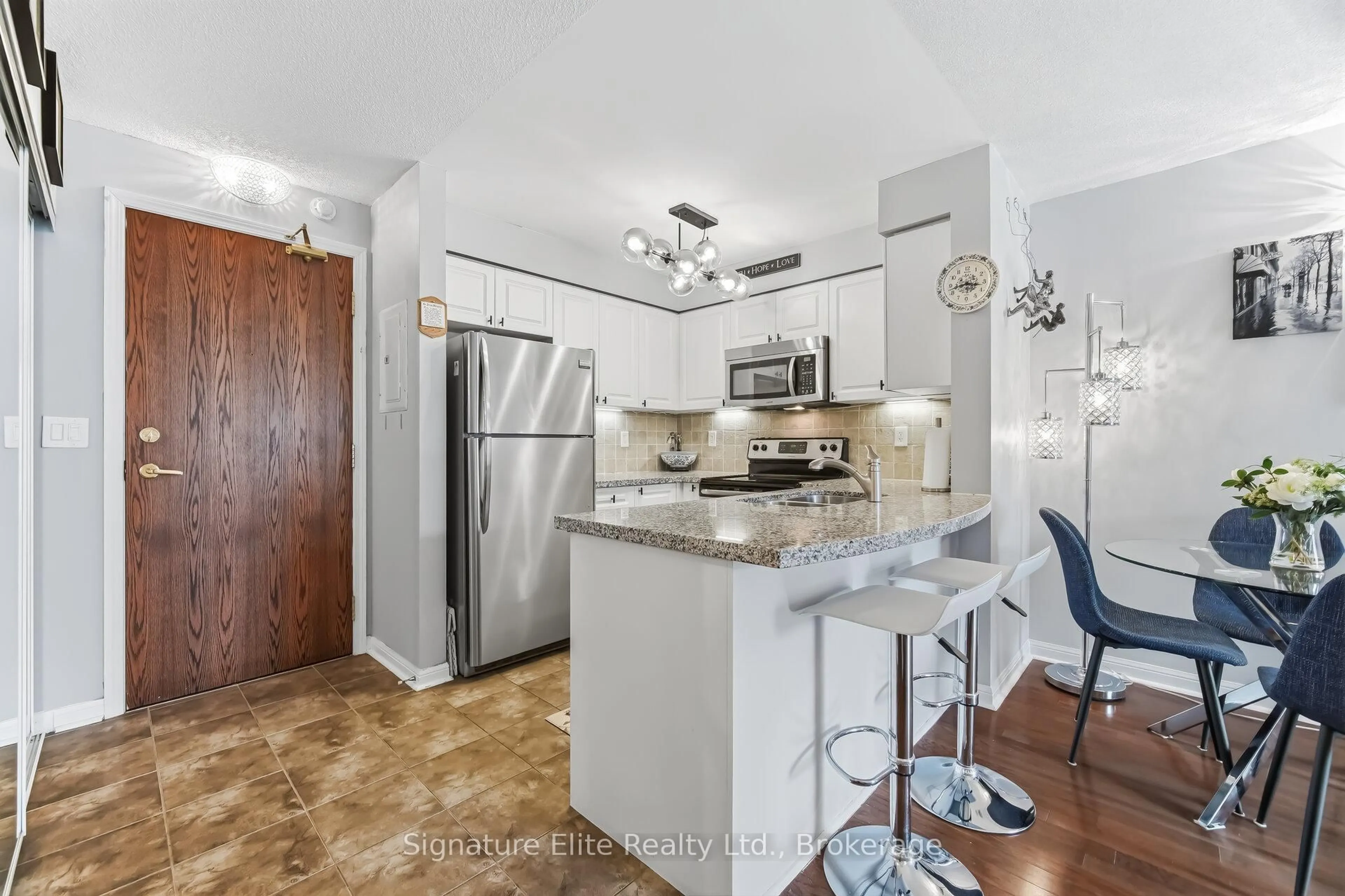 Unknown for 65 Via Rosedale Way #116, Brampton Ontario L6R 3N8