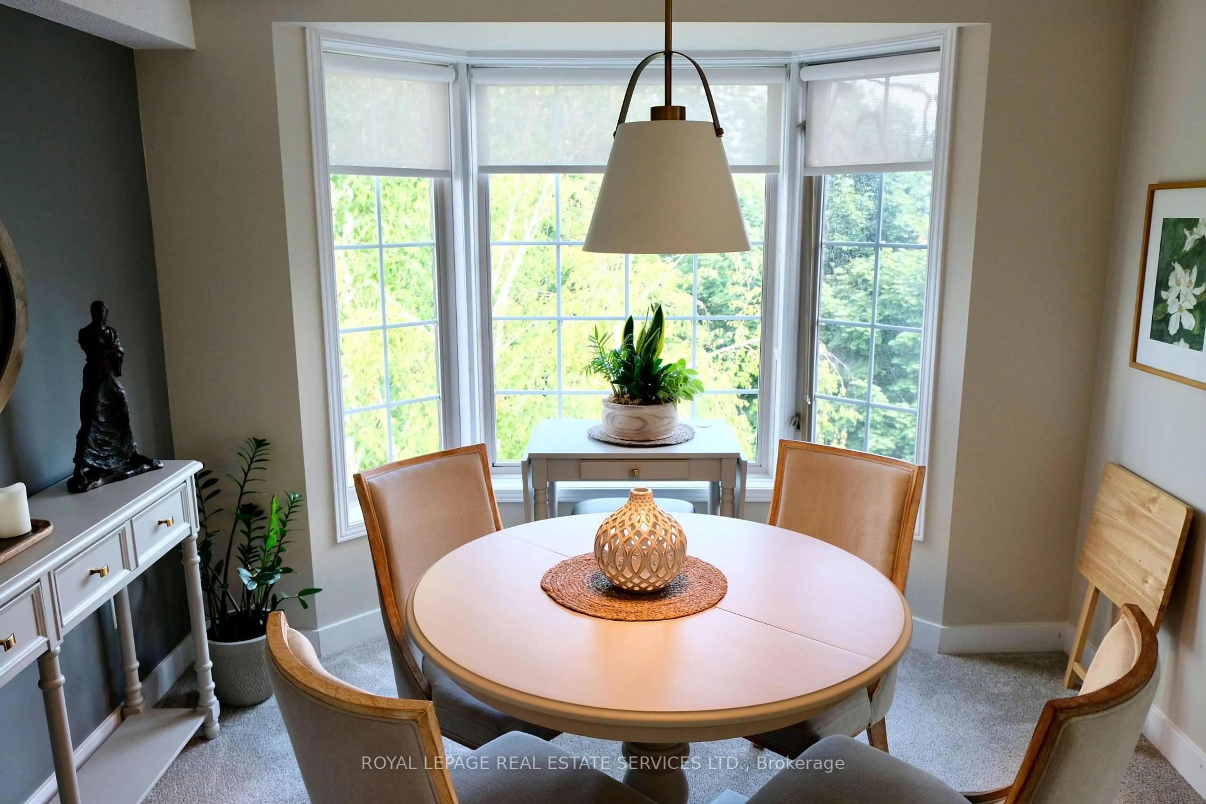 Dining room, unknown for 216C Plains Rd #402, Burlington Ontario L7T 4L1