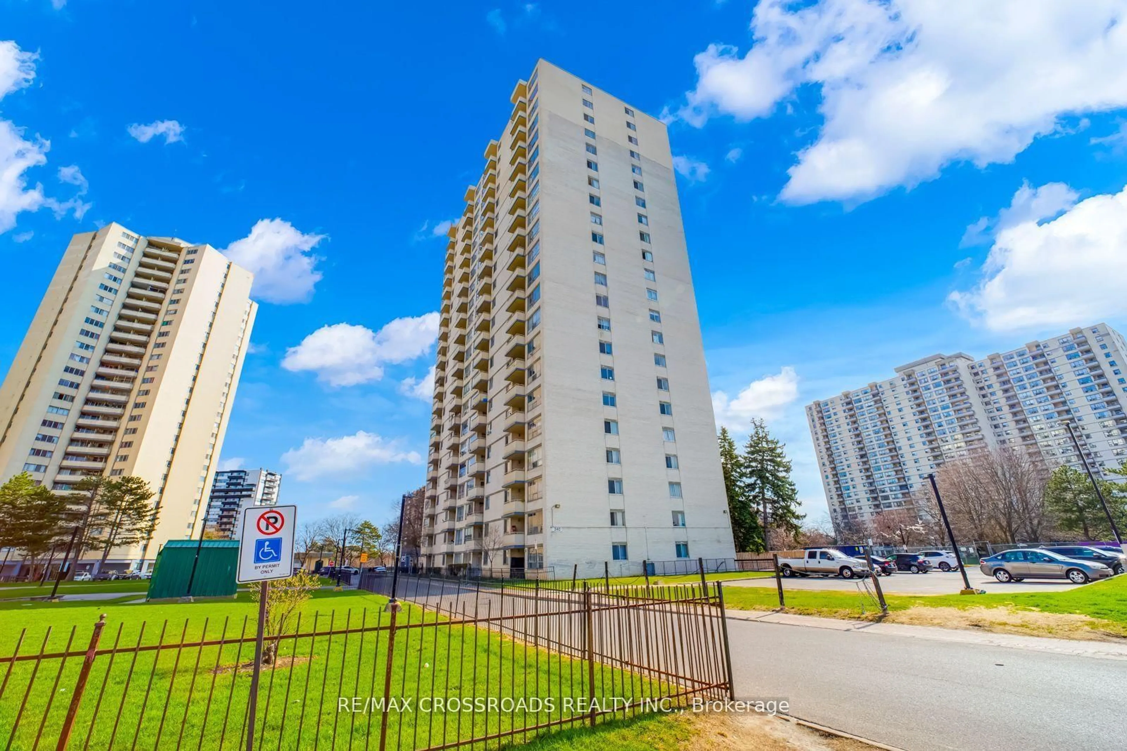 A pic from outside/outdoor area/front of a property/back of a property/a pic from drone, building for 340 Dixon Rd #1208, Toronto Ontario M9R 1T1