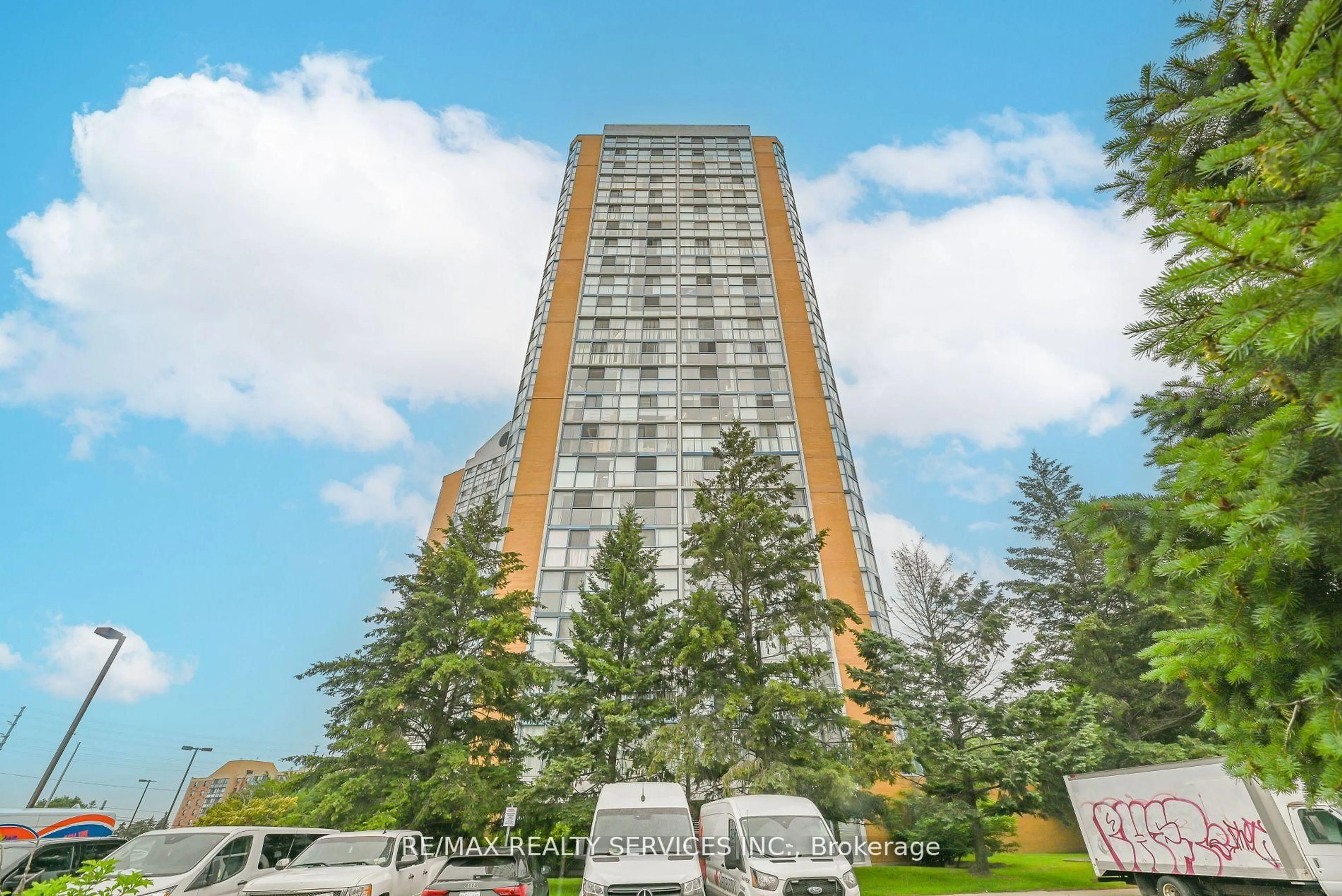 Unknown for 35 Trailwood Dr #1911, Mississauga Ontario L4Z 3K9