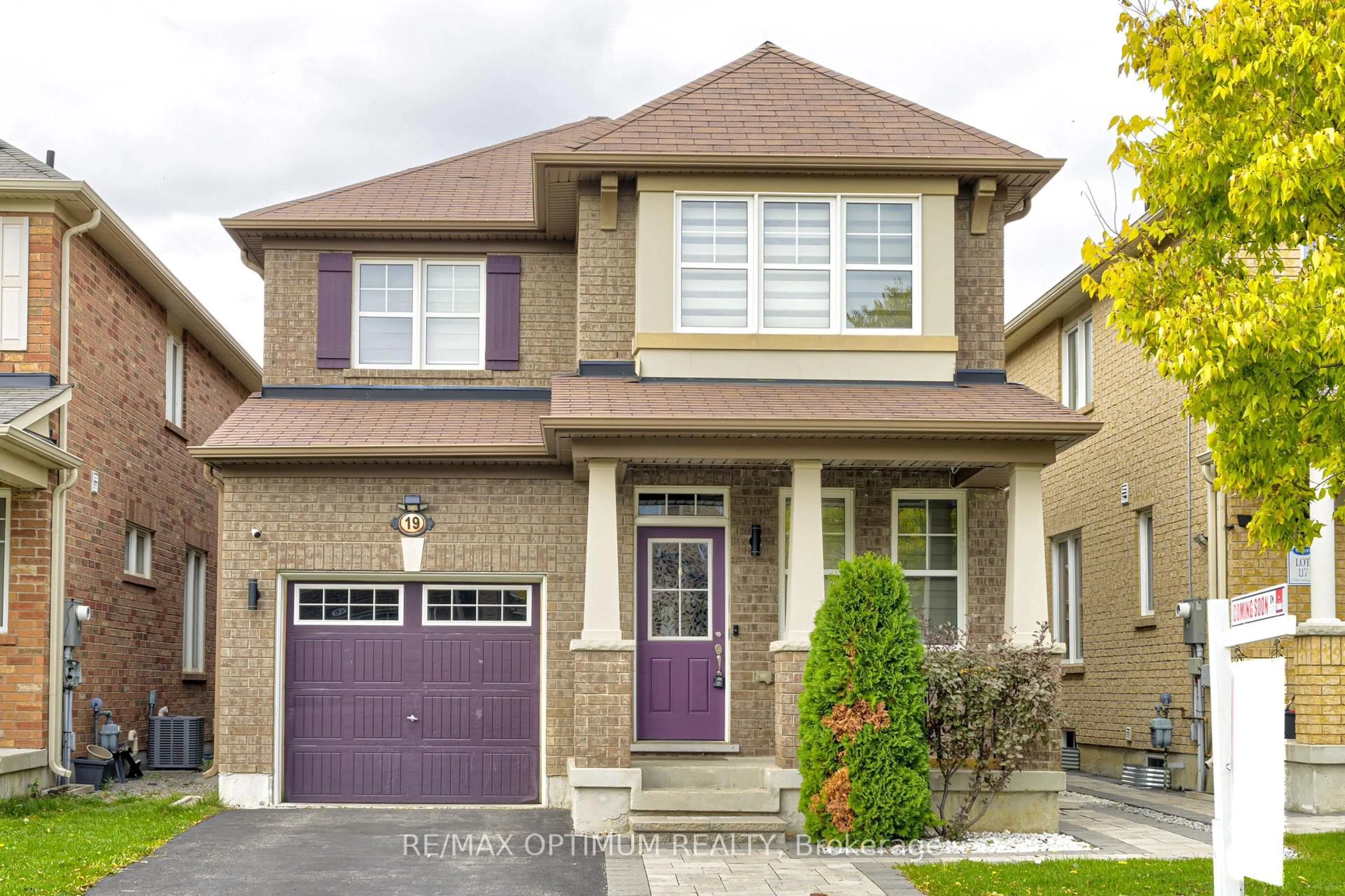Home with brick exterior material, street for 19 Henry Verschuren Ave, Brampton Ontario L6Y 5W1