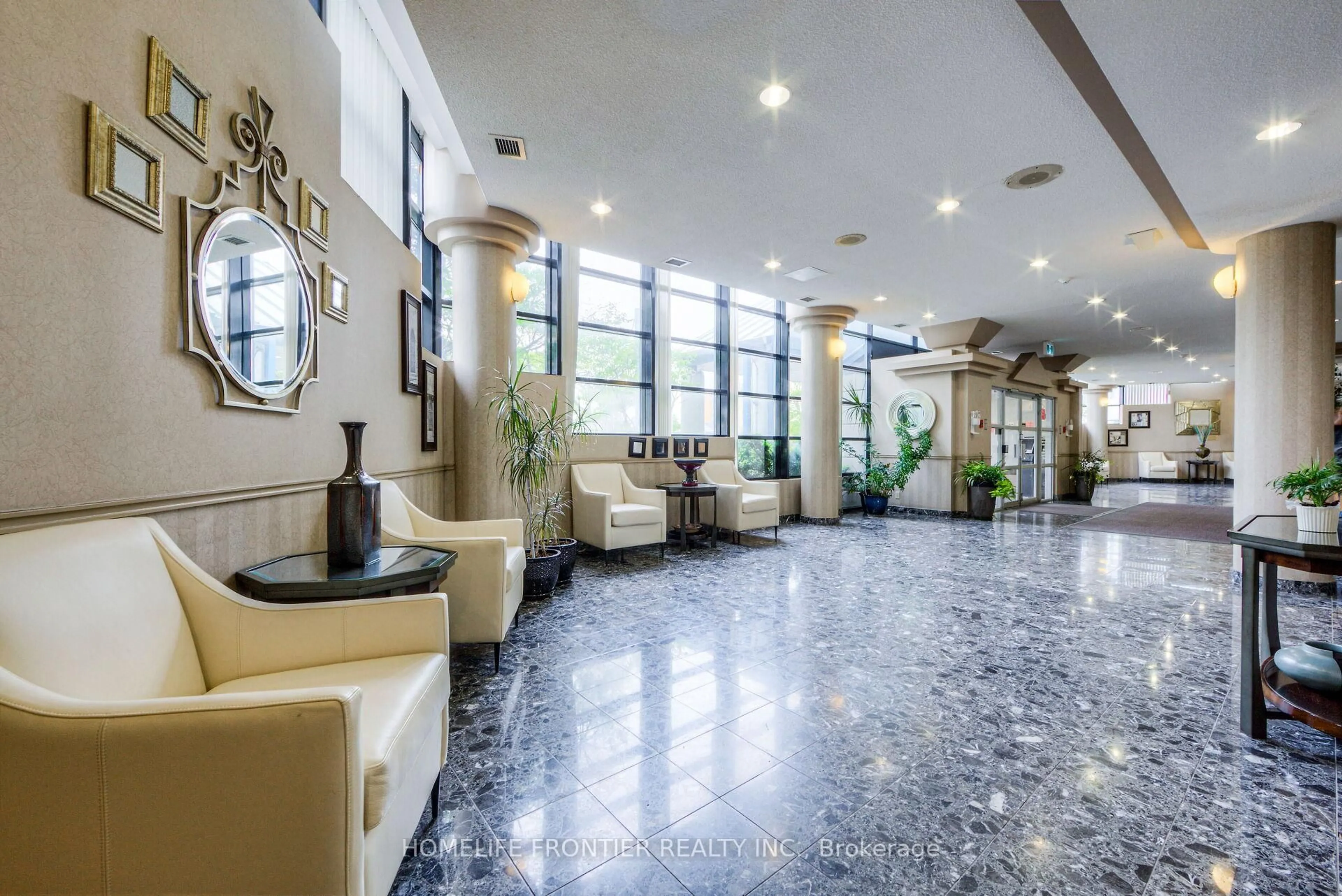 Lobby for 35 Trailwood Dr #1015, Mississauga Ontario L4Z 3L6