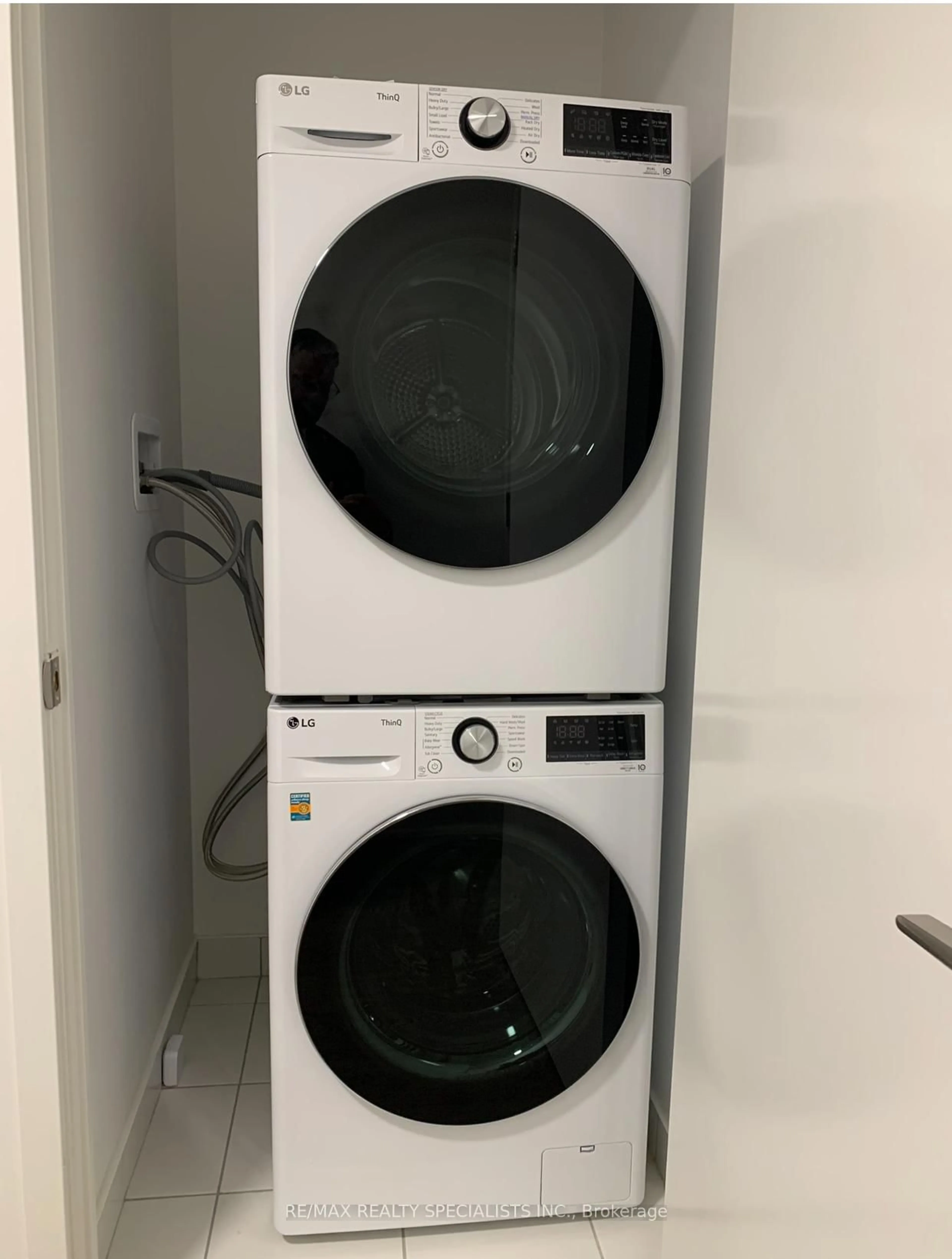 Laundry room for 225 Malta Ave #612, Brampton Ontario L6Y 4M7