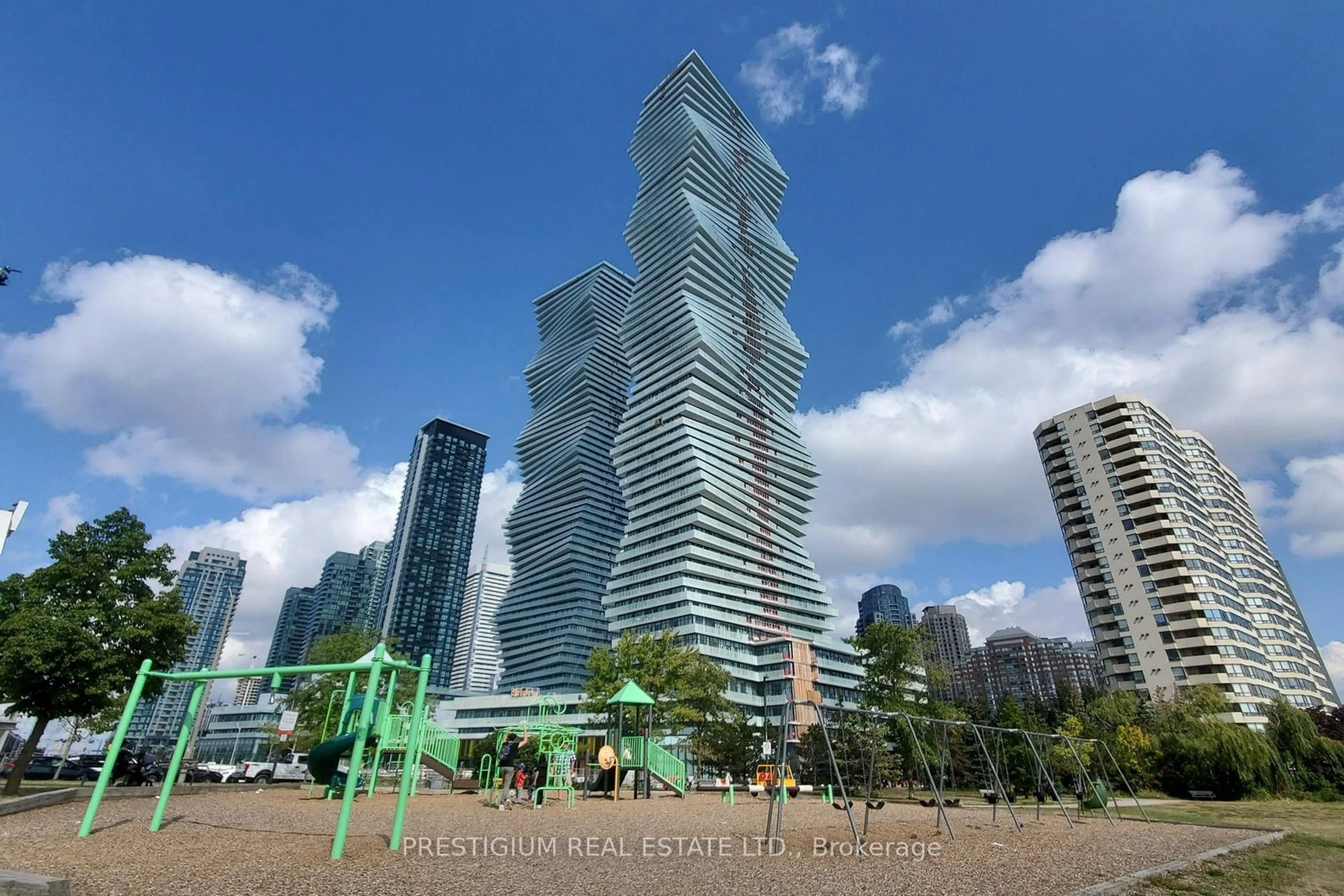 Blurry image for 3883 Quartz Rd #1808, Mississauga Ontario L5B 0M4