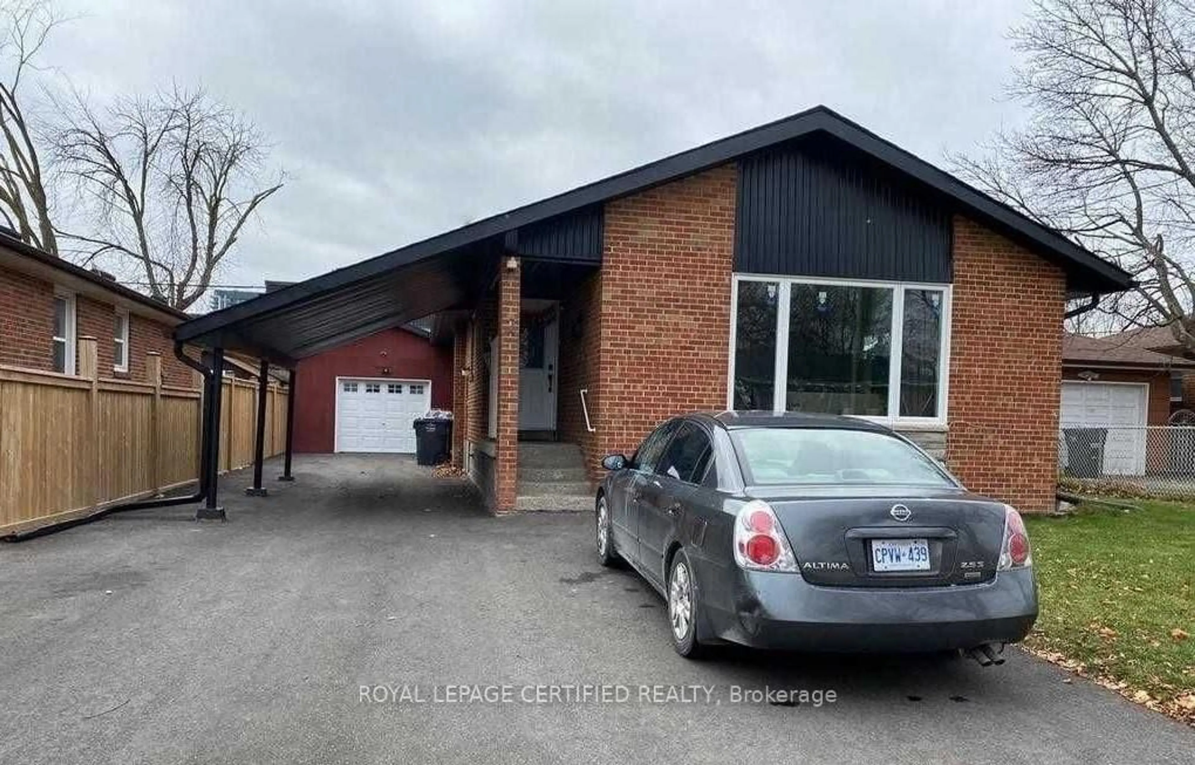 Home with brick exterior material, street for 7 June Ave, Brampton Ontario L6V 1W2