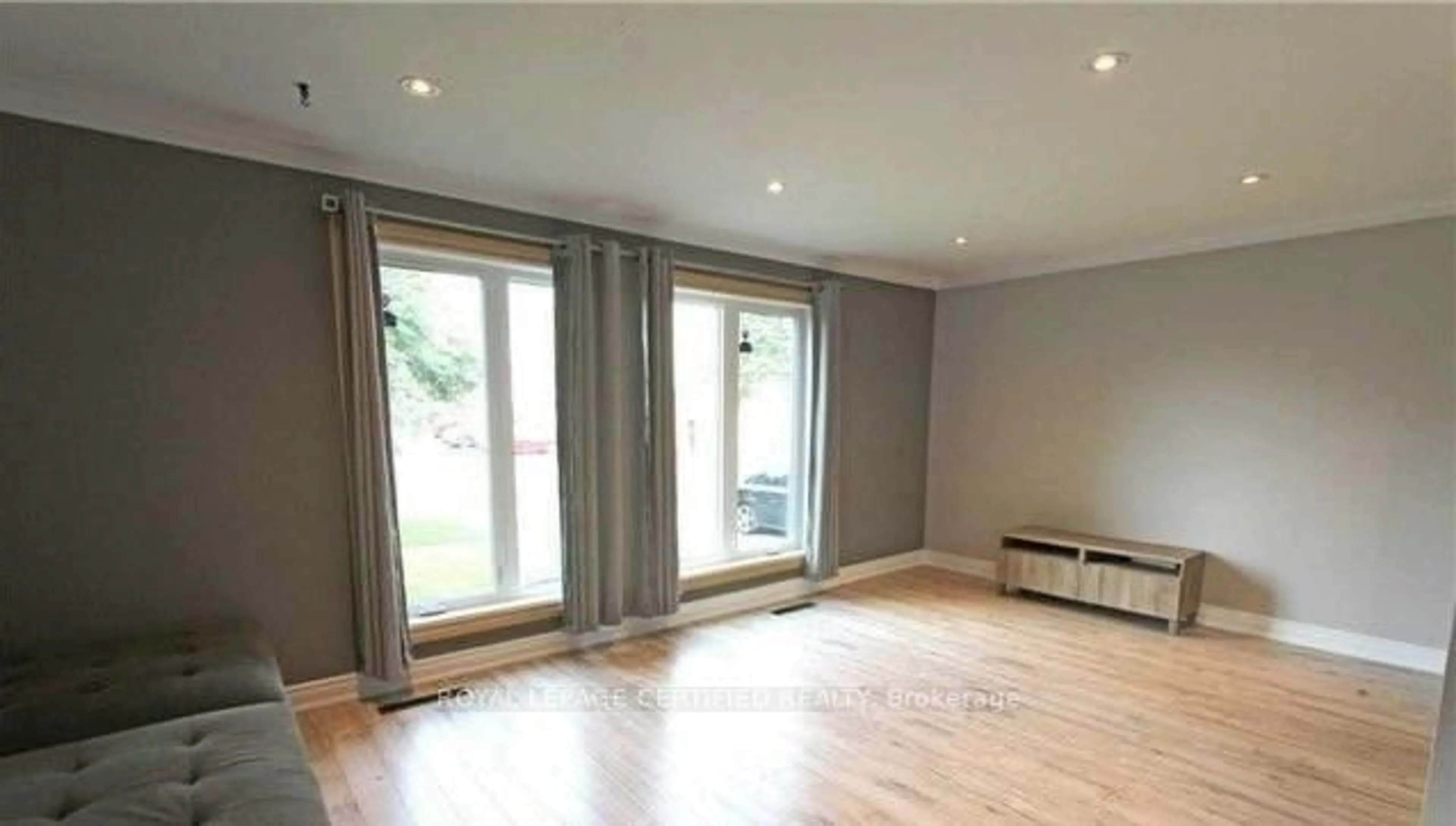 A pic of a room for 7 June Ave, Brampton Ontario L6V 1W2