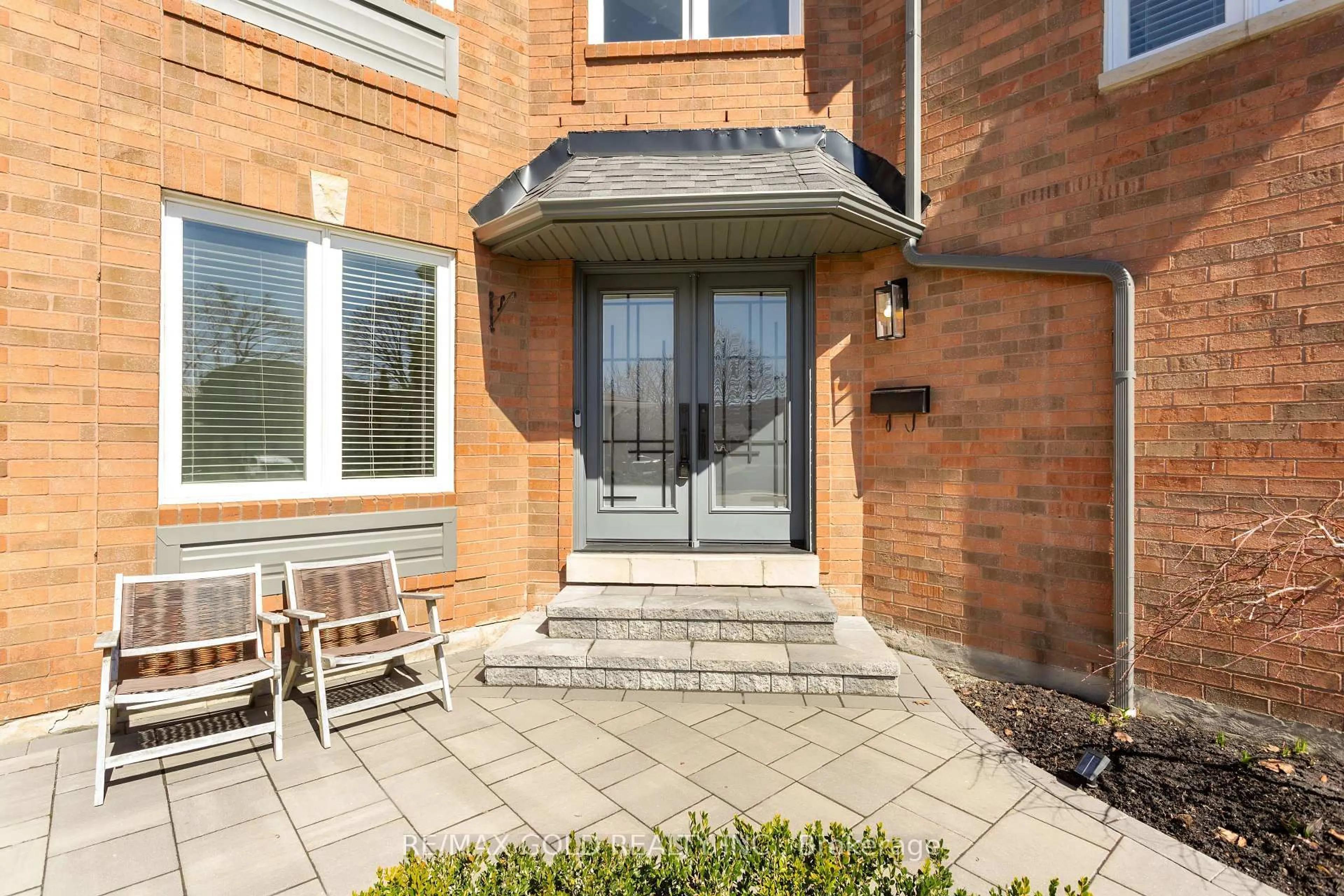 Unknown for 3243 Dovetail Mews, Mississauga Ontario L5L 5G8