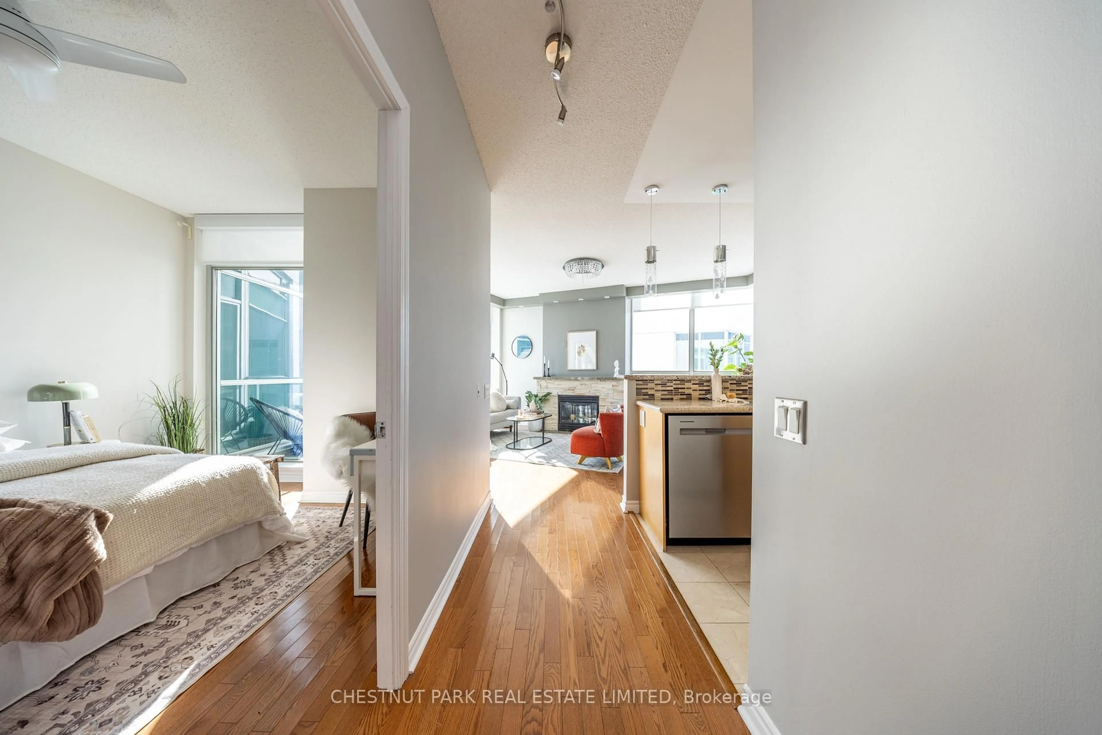 Unknown for 5 Marine Parade Dr #PH9, Toronto Ontario M8V 4B4