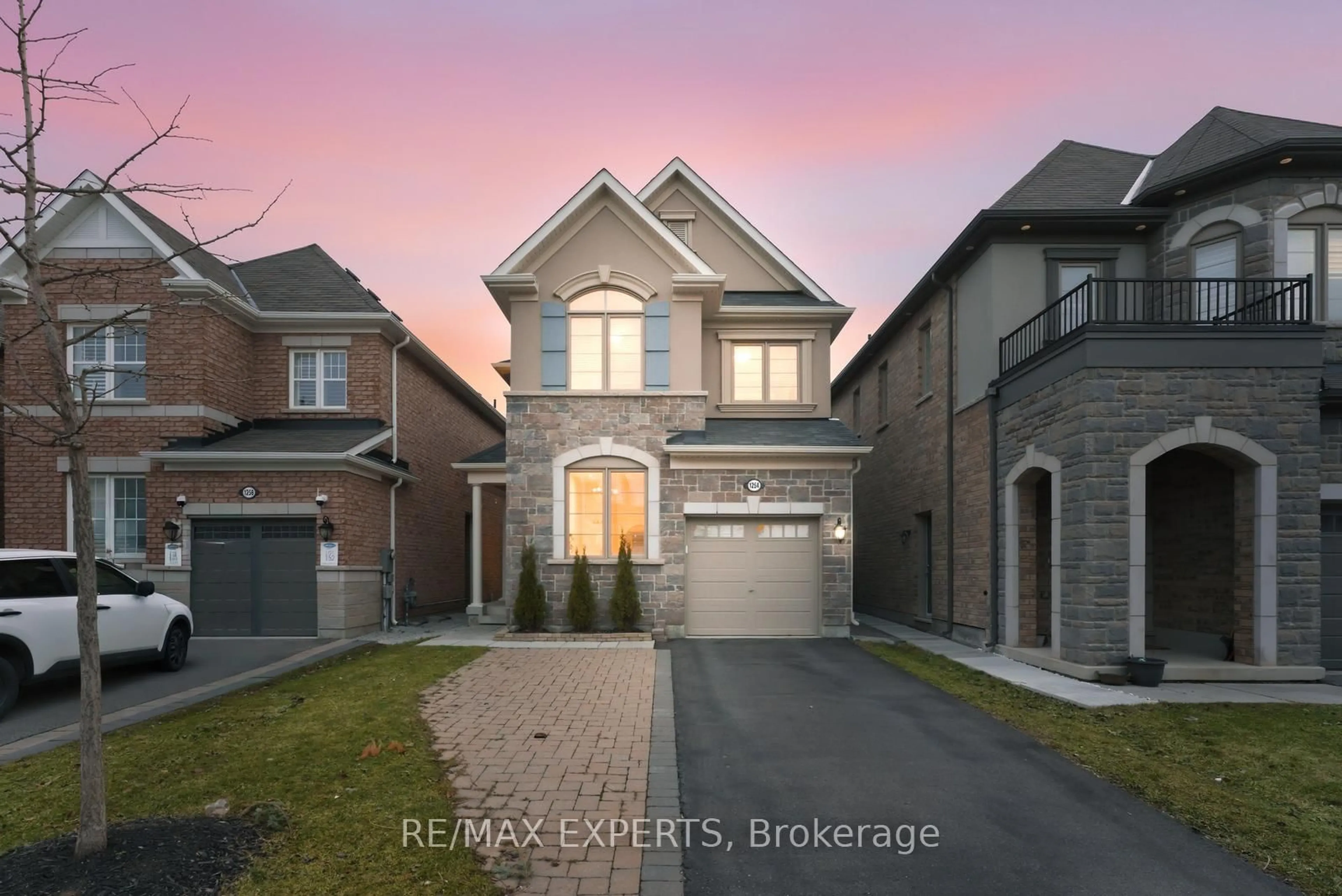 Home with brick exterior material, street for 1254 Sweetfern Cres, Milton Ontario L9E 1M1