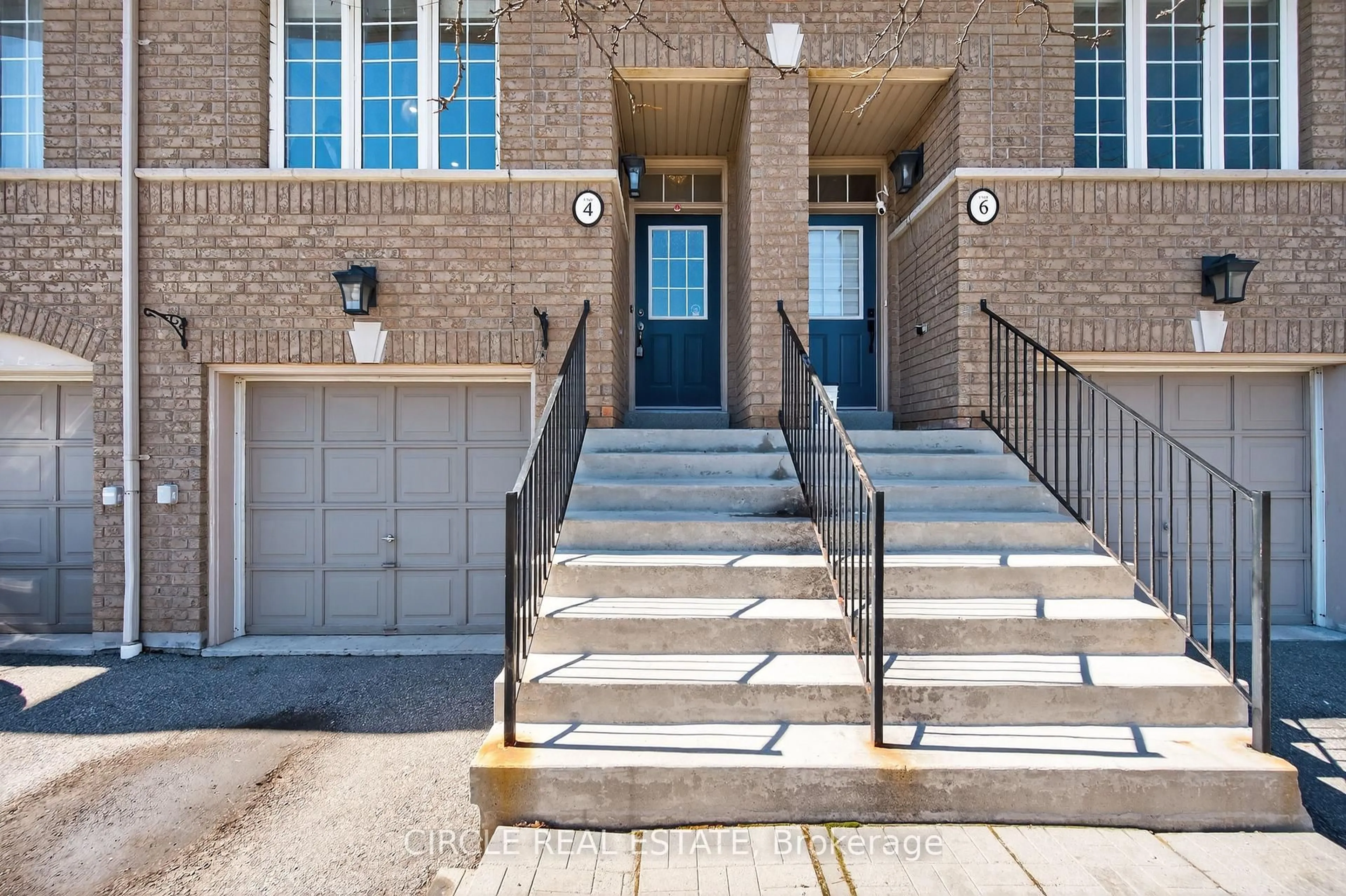 Home with brick exterior material, street for 4950 Albina Way #4, Mississauga Ontario L4Z 4J6