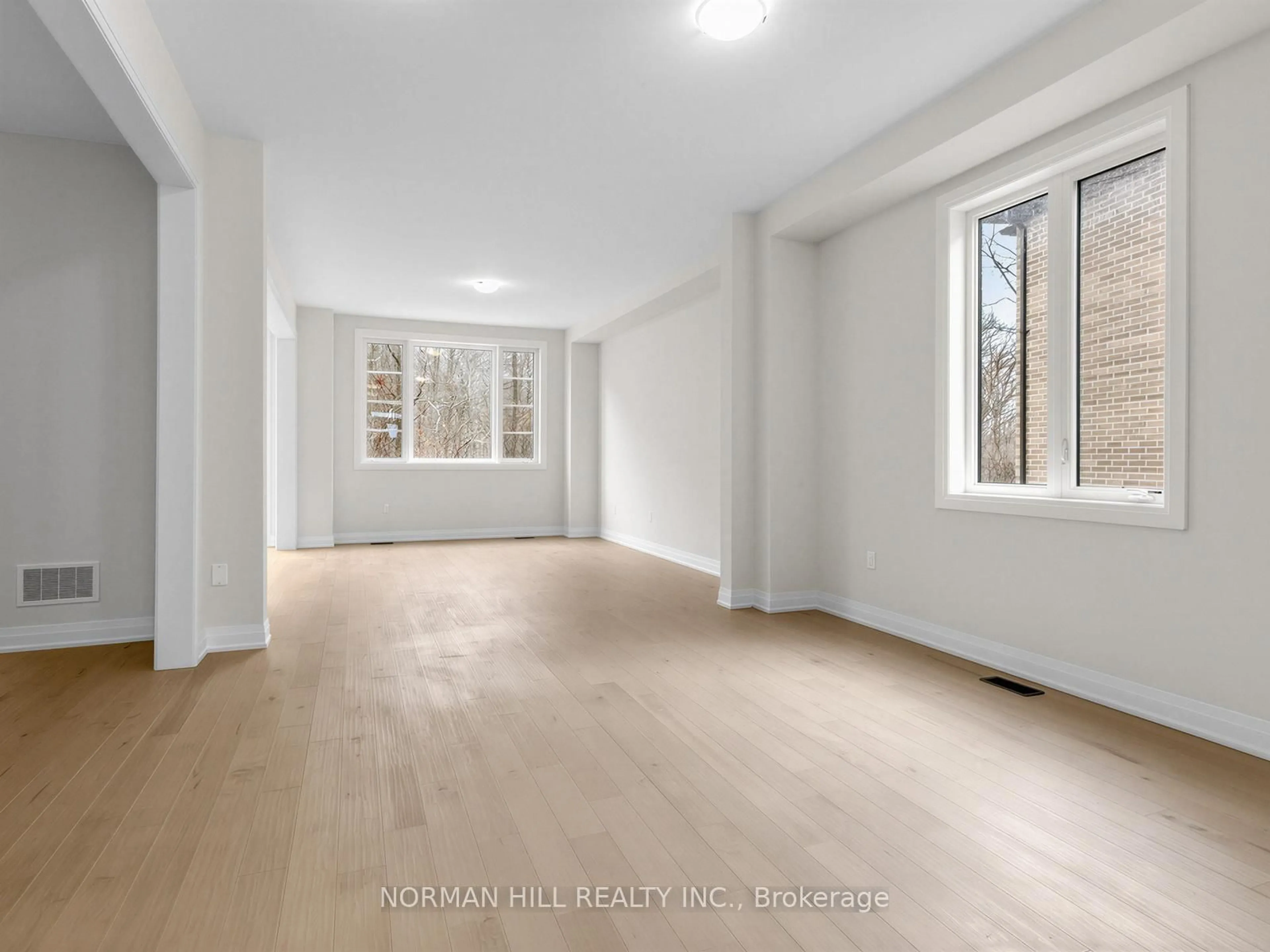 A pic of a room for 123 Antibes Dr, Brampton Ontario L6X 5J2