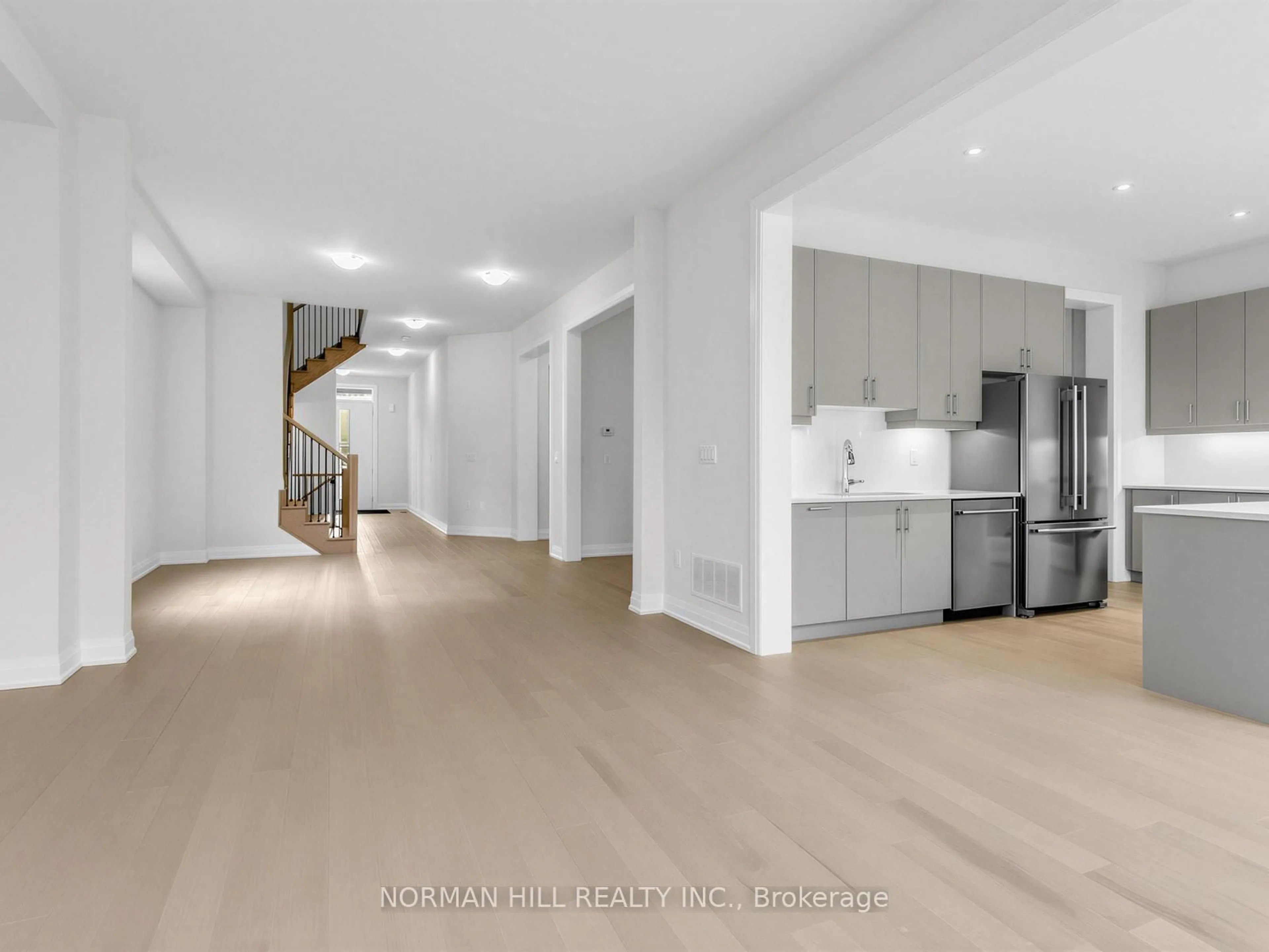 Unknown for 123 Antibes Dr, Brampton Ontario L6X 5J2