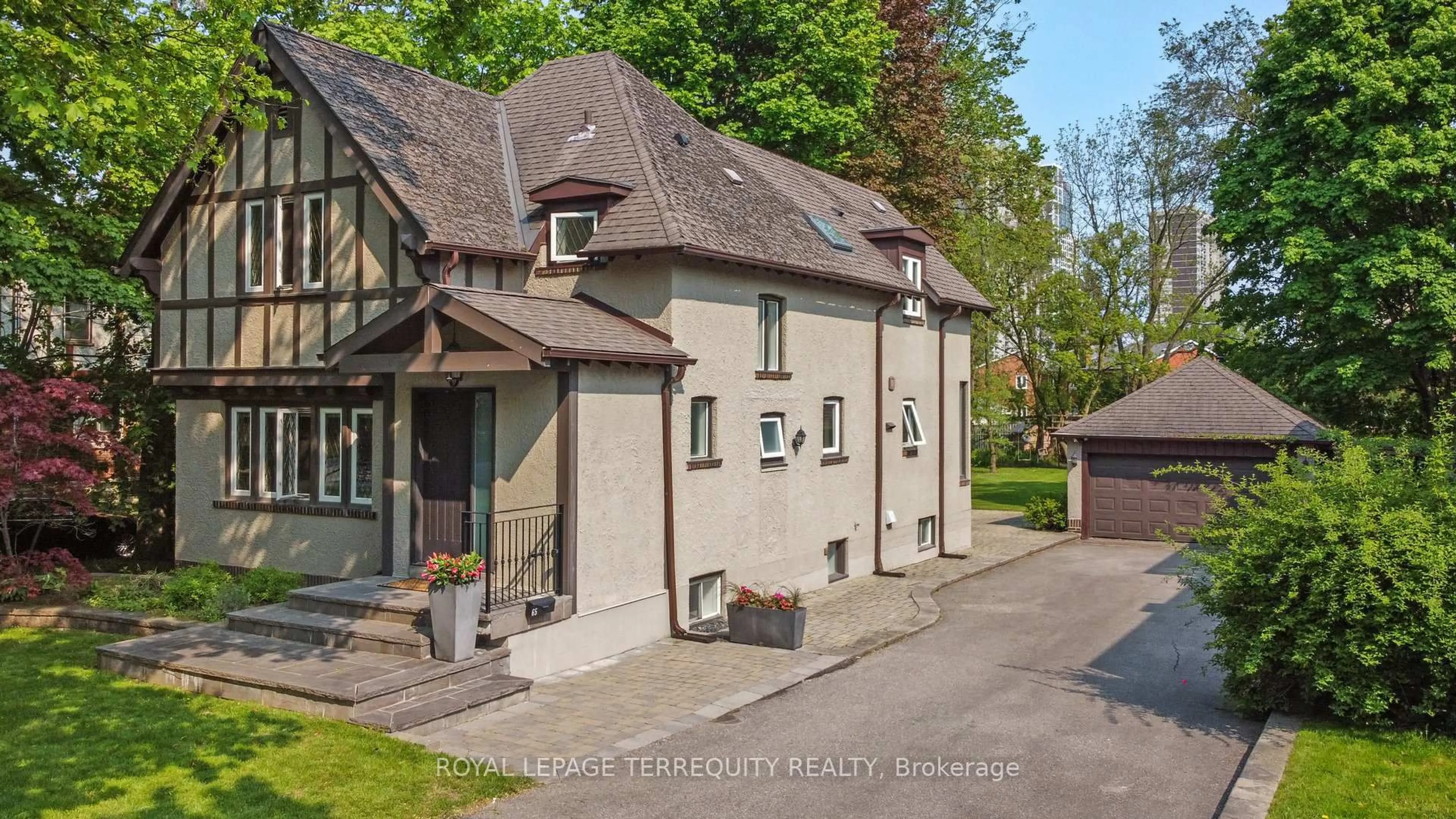 A pic from outside/outdoor area/front of a property/back of a property/a pic from drone, street for 65 Burnhamthorpe Cres, Toronto Ontario M9A 1G6