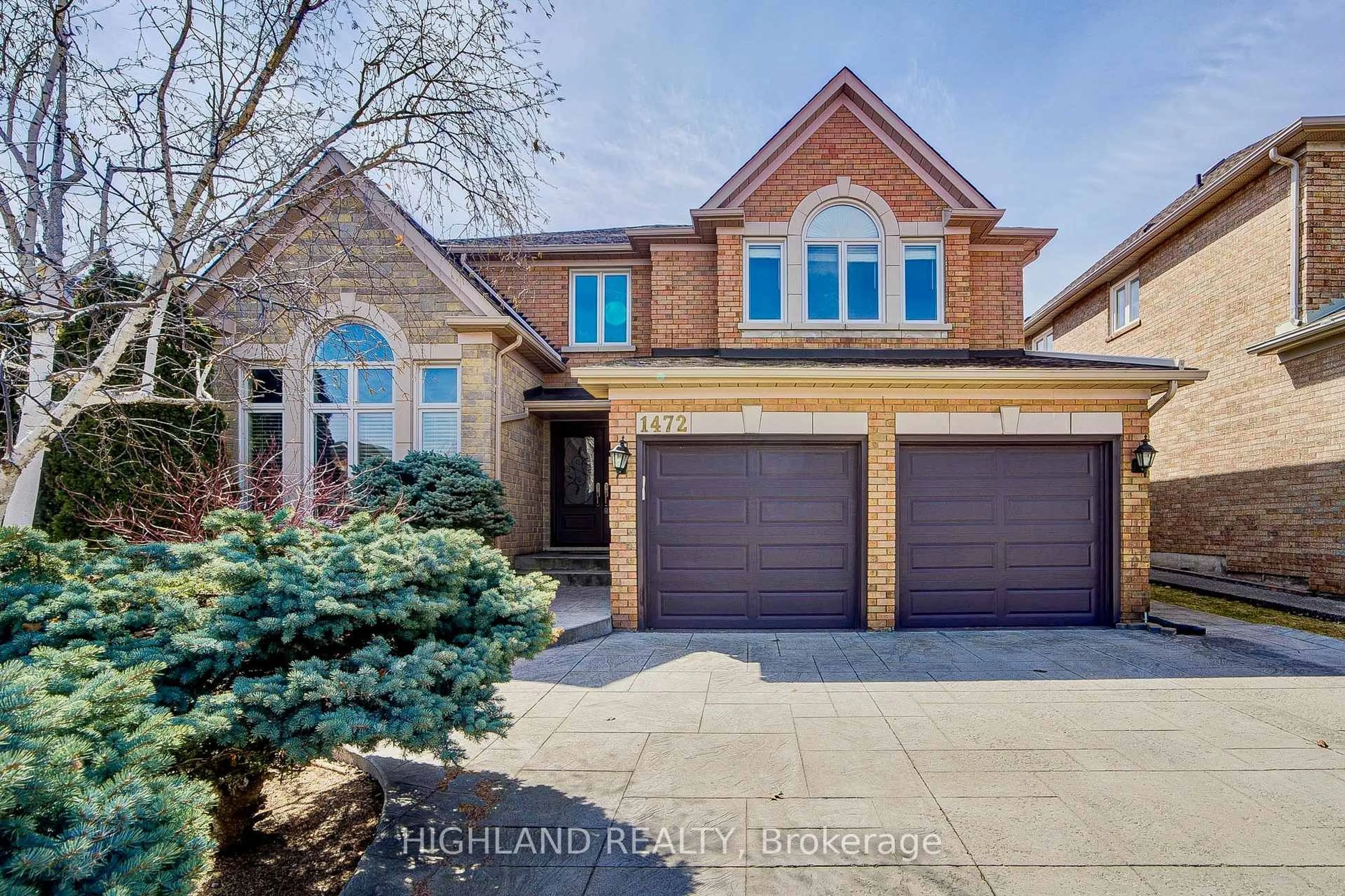 Home with brick exterior material, street for 1472 Bayshire Dr, Oakville Ontario L6H 6E6