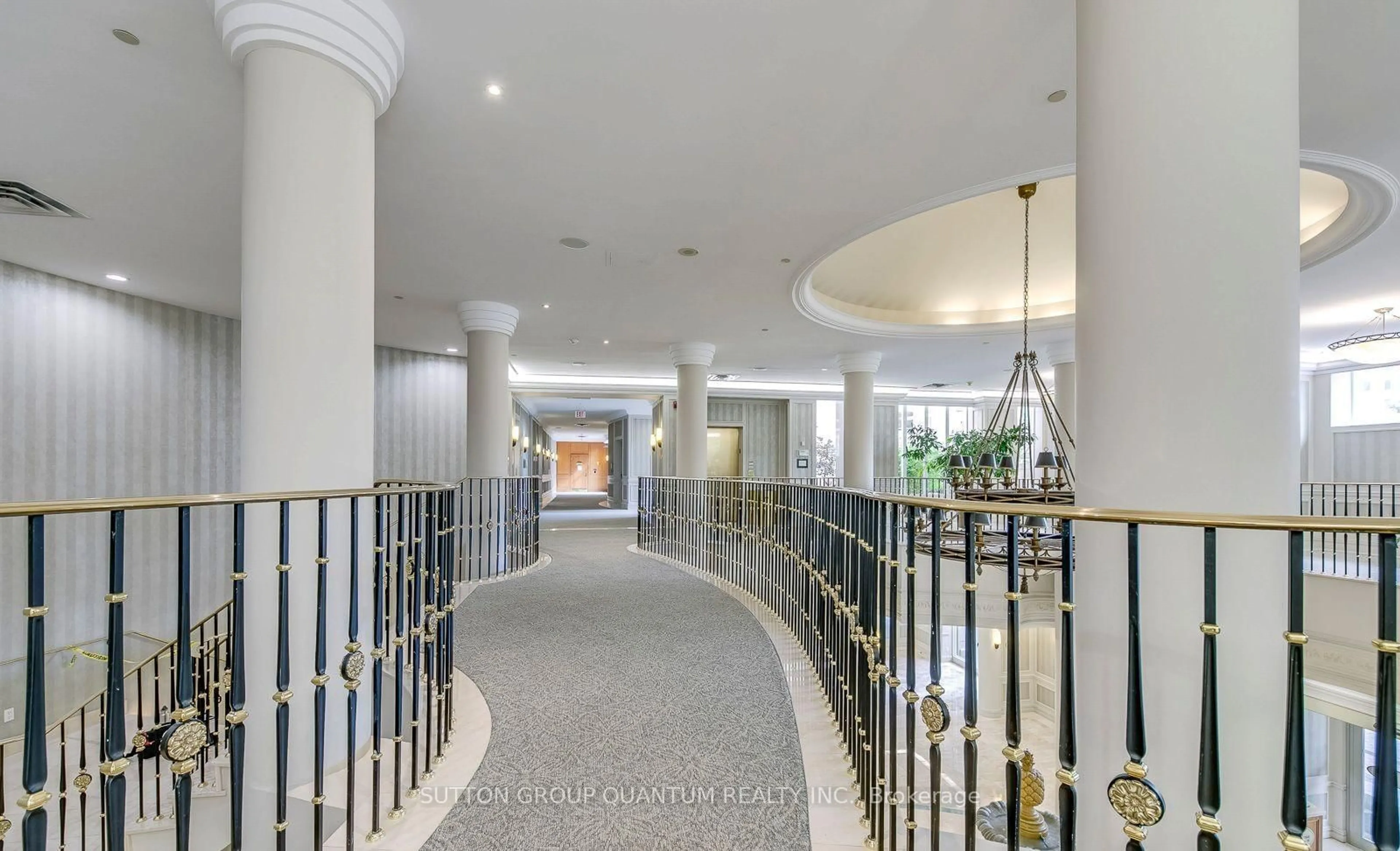 Lobby for 25 Kingsbridge Garden Circ #1123, Mississauga Ontario L5R 4B1