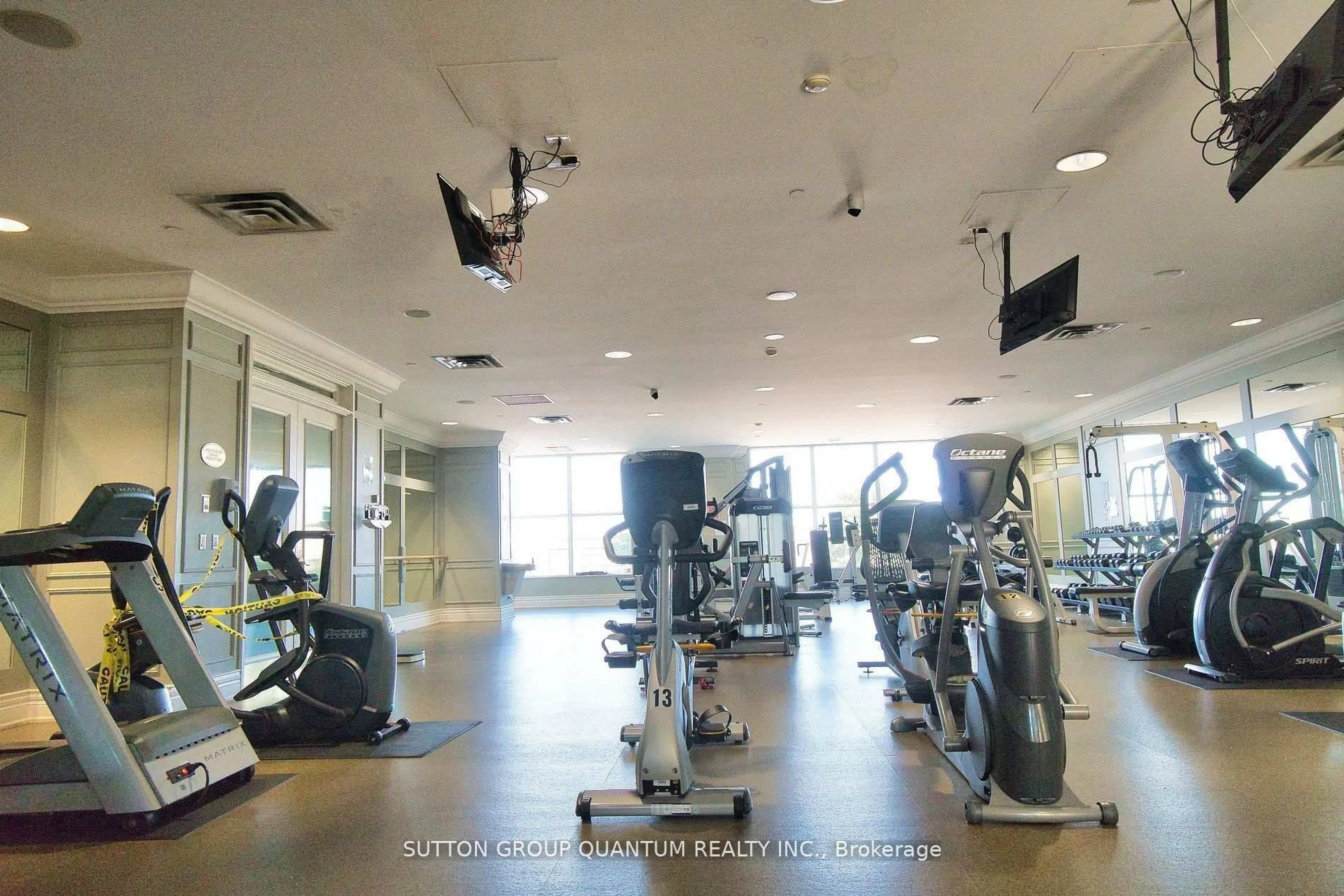 Gym or fitness room for 25 Kingsbridge Garden Circ #1123, Mississauga Ontario L5R 4B1