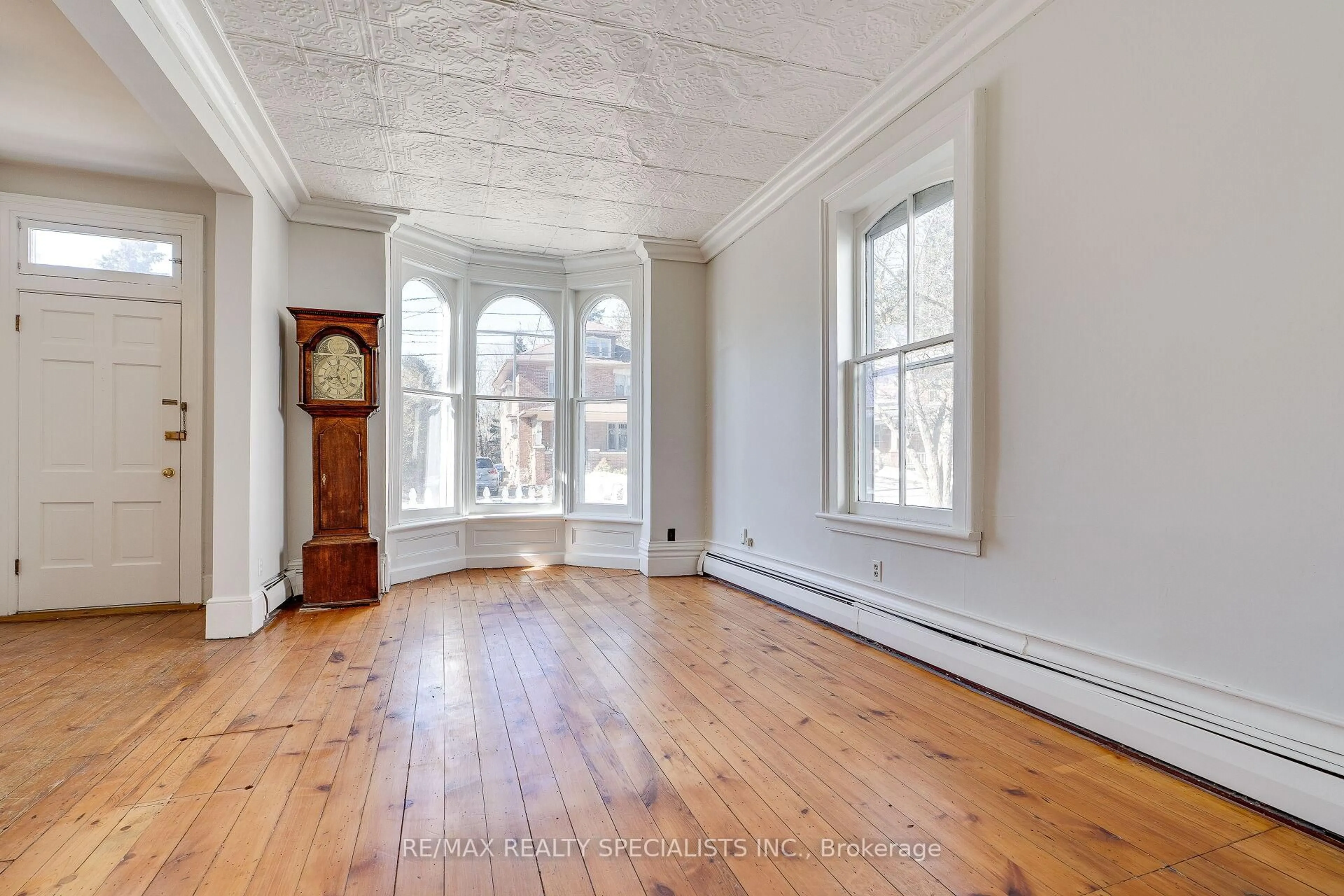 Unknown for 63 Mill St, Orangeville Ontario L9W 2M6