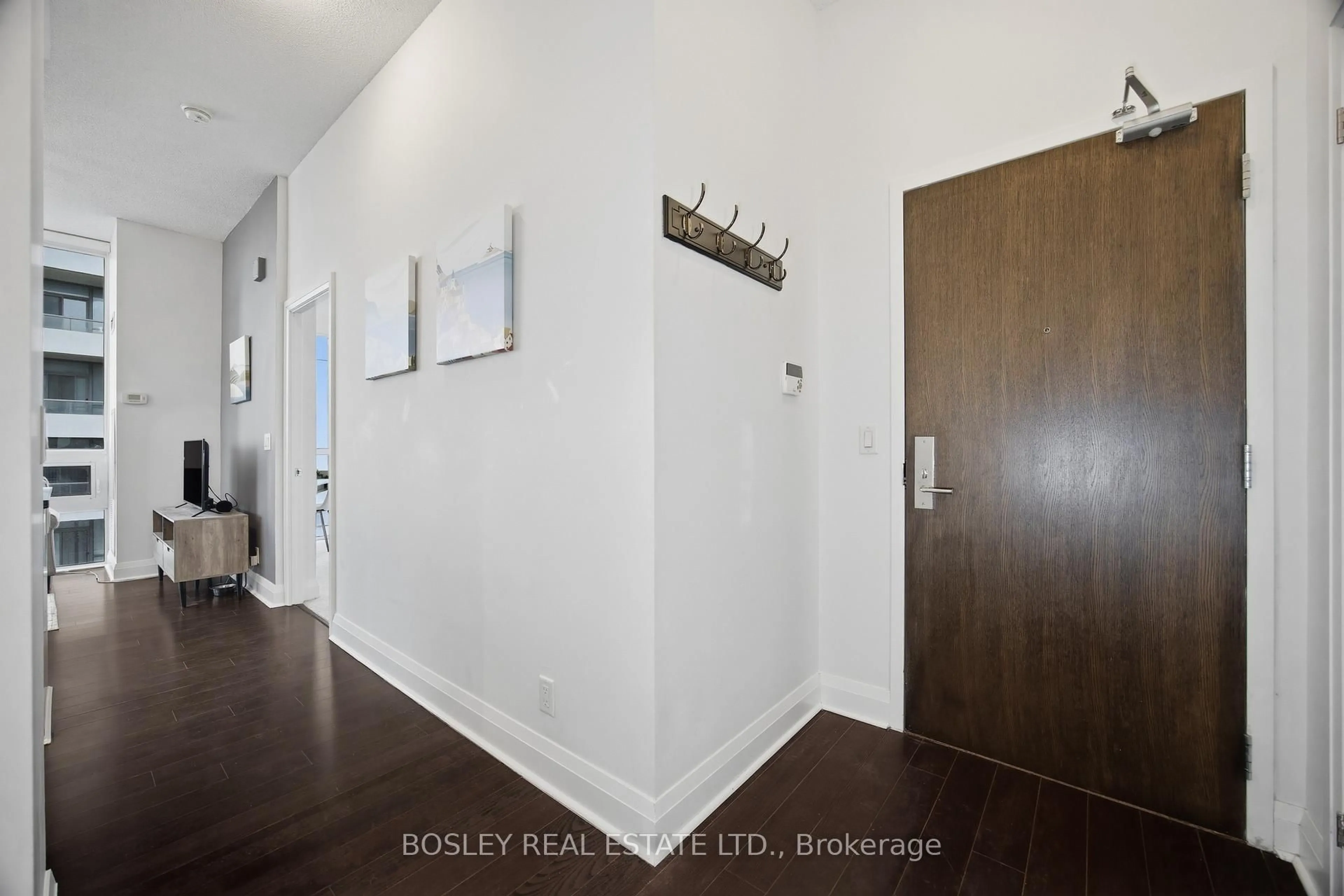 Indoor entryway for 1185 The Queensway #1203, Toronto Ontario M8Z 0C6