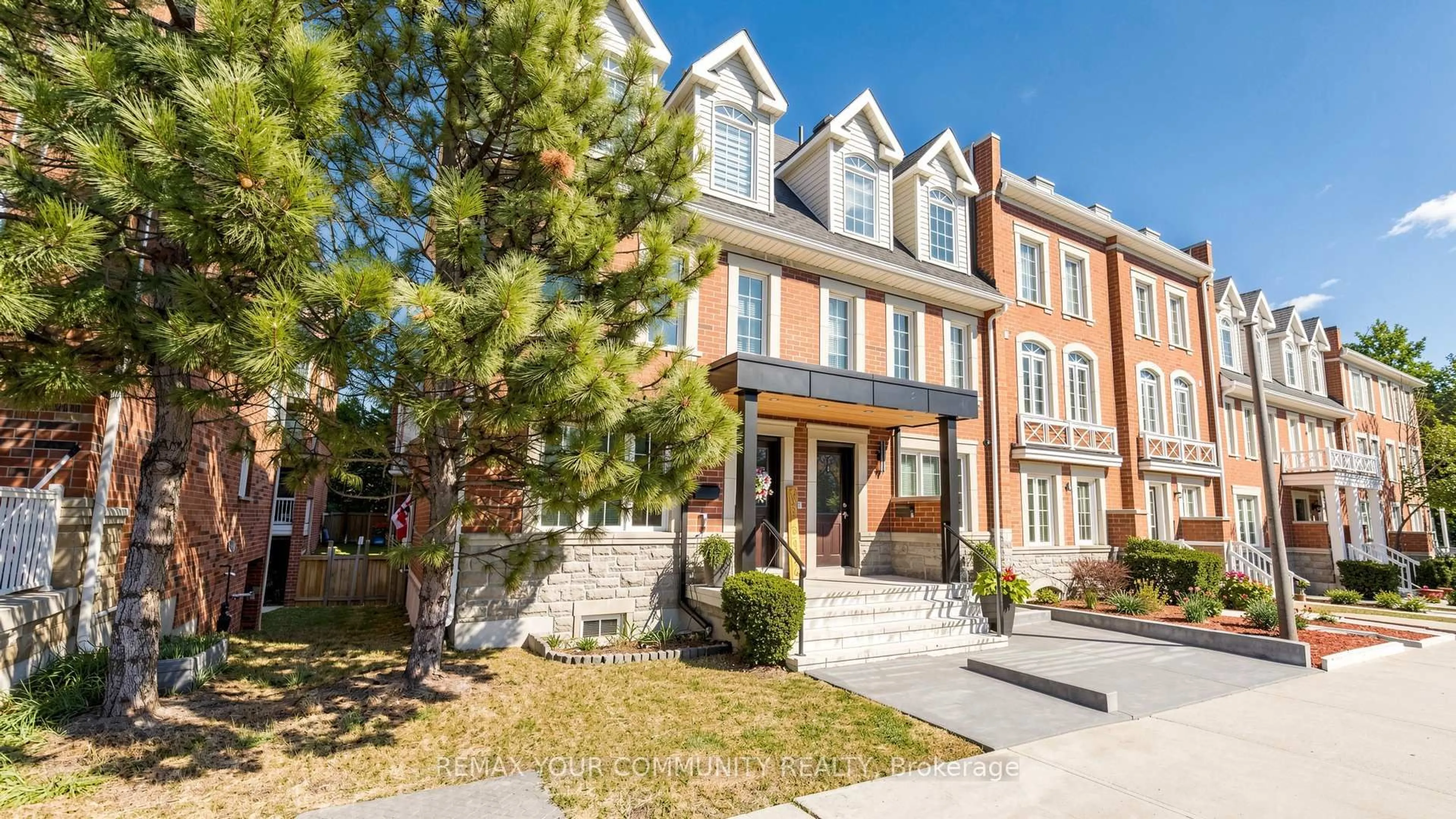 Home with brick exterior material, street for 71 Odoardo Disanto Circ, Toronto Ontario M3L 0G1