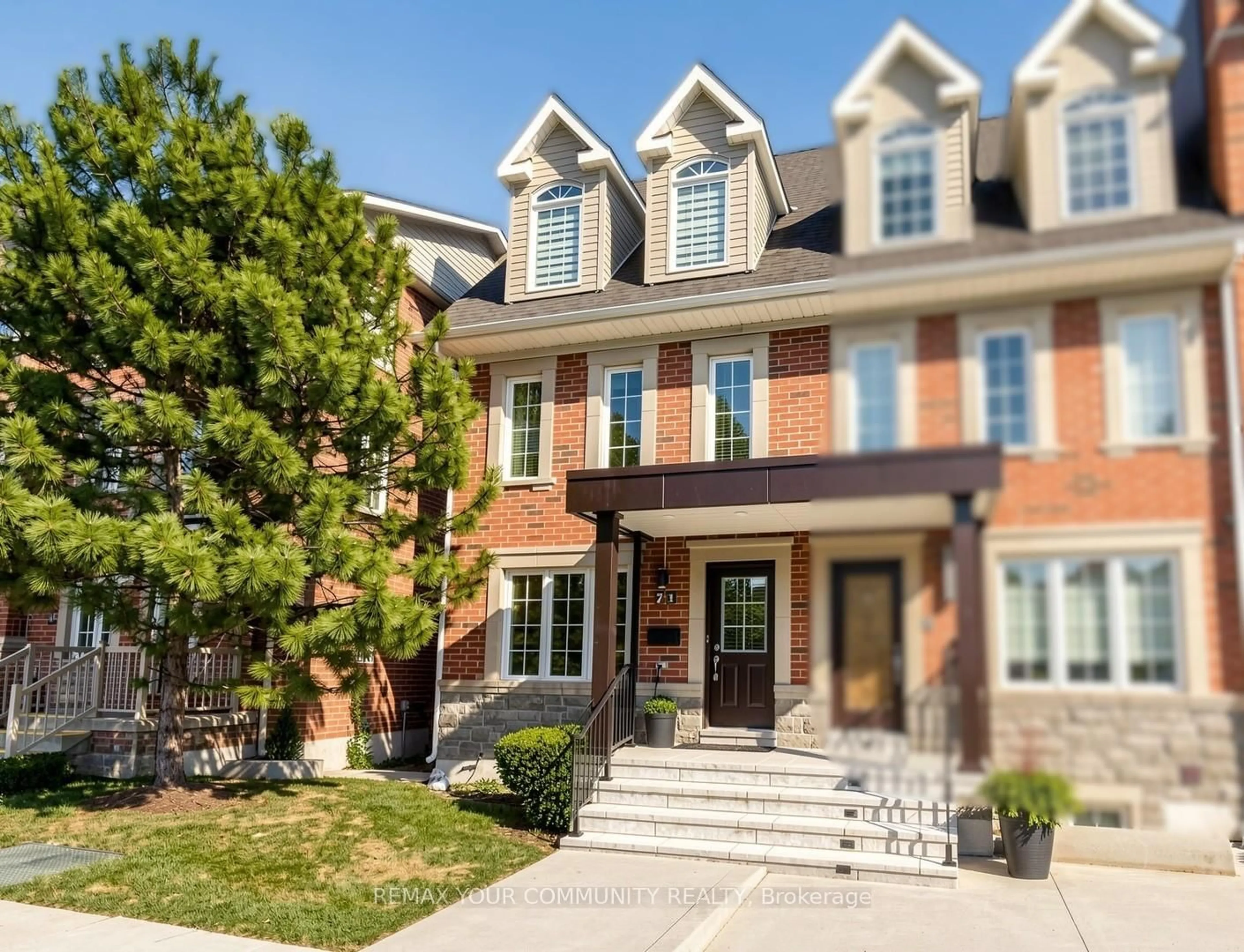 Home with brick exterior material, street for 71 Odoardo Disanto Circ, Toronto Ontario M3L 0G1