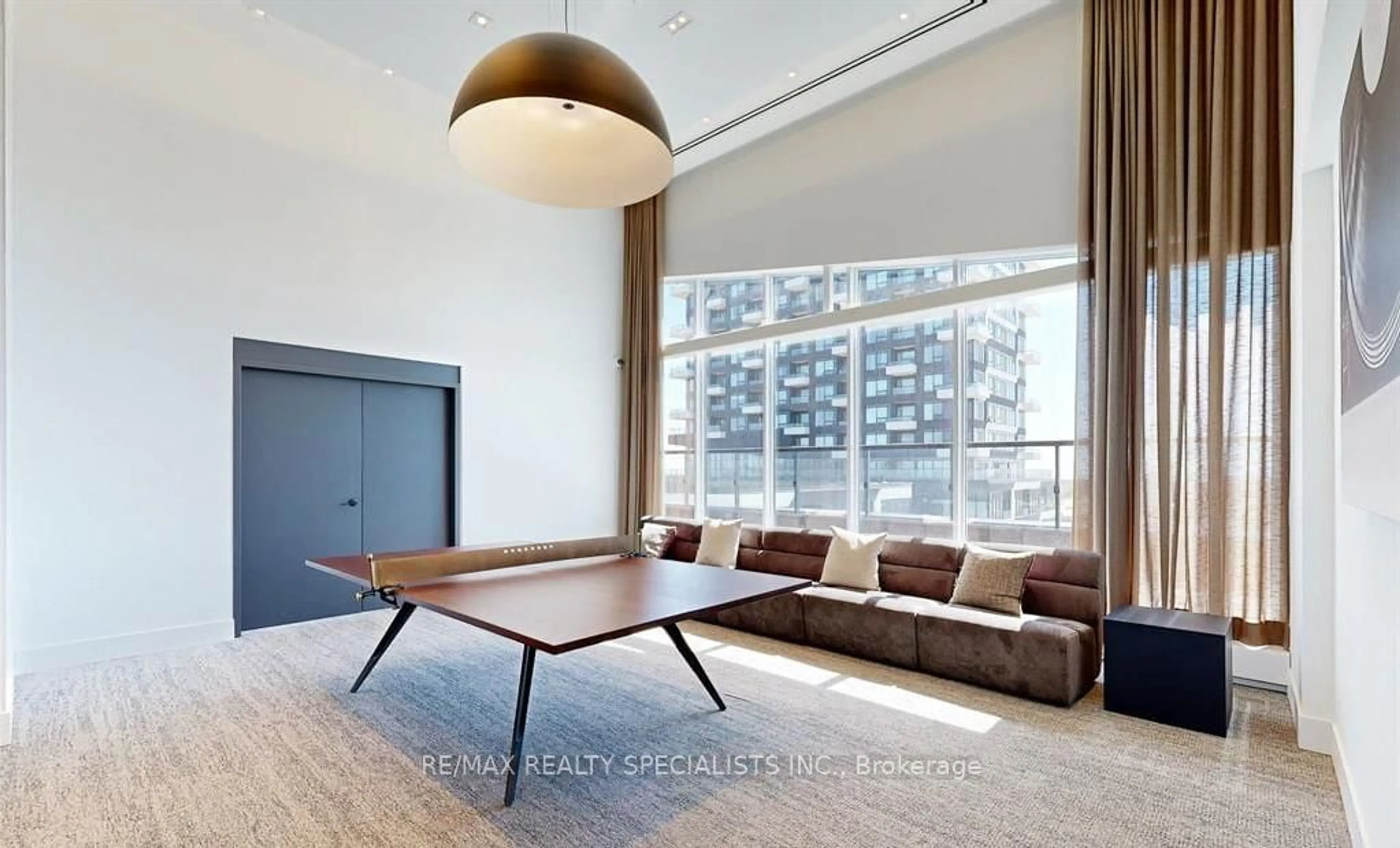 A pic of a room for 2489 Taunton Rd #1417, Oakville Ontario L6H 3R9