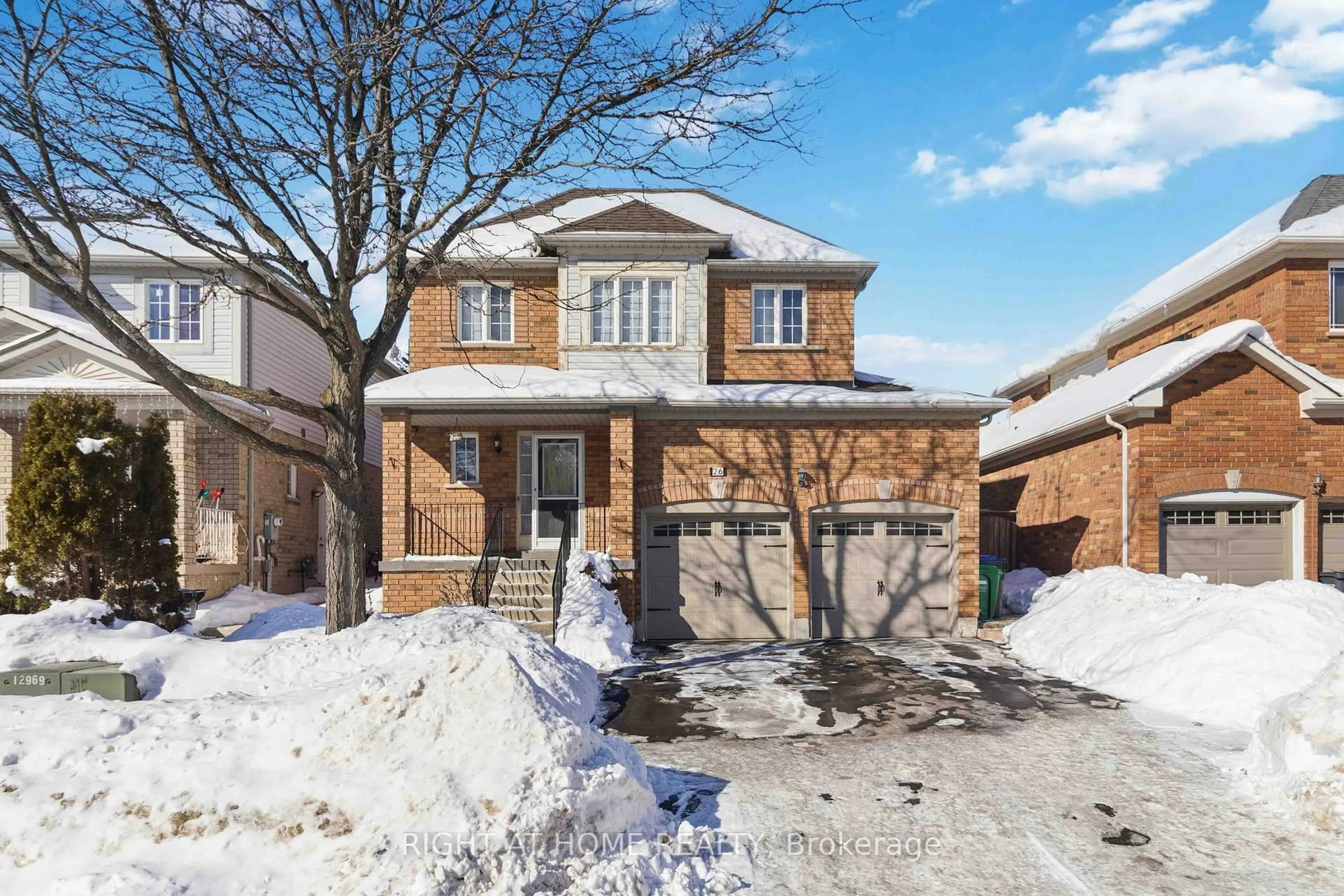 Home with brick exterior material, street for 26 Courtsfield Cres, Brampton Ontario L7A 2E3