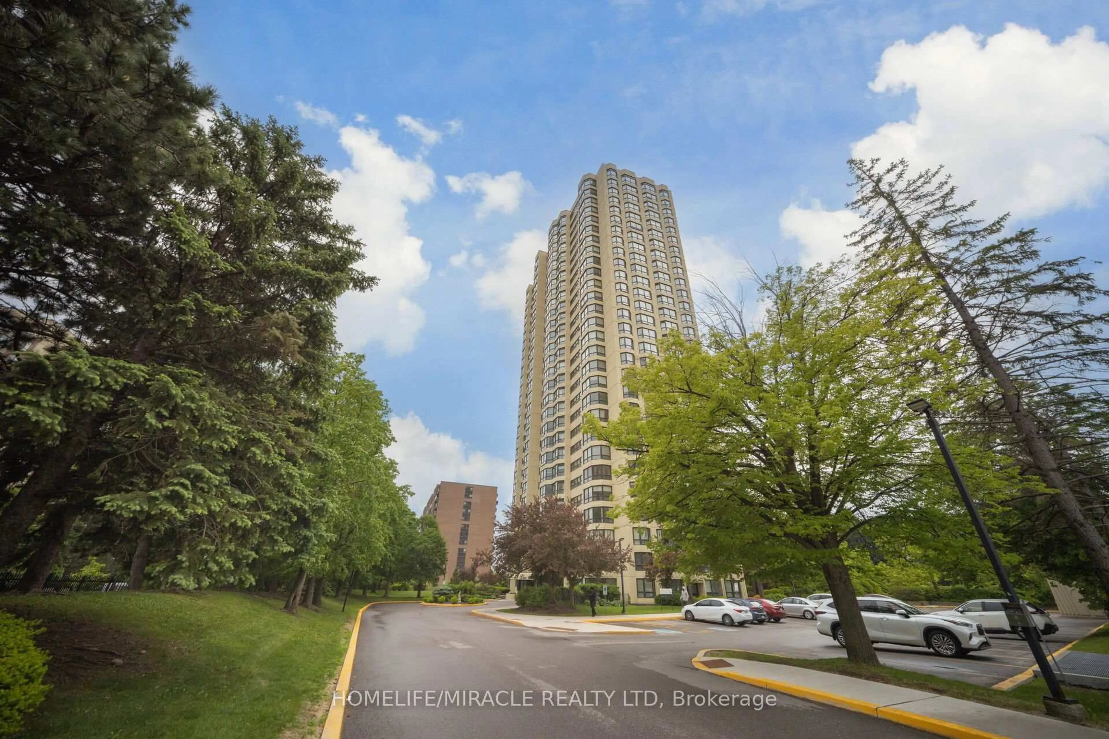 Unknown for 8 Lisa St #1802, Brampton Ontario L6T 4S6