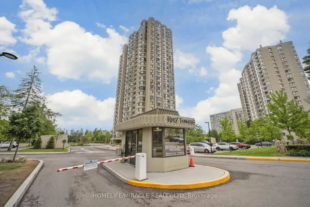 8 Lisa St #1802, Brampton 5
