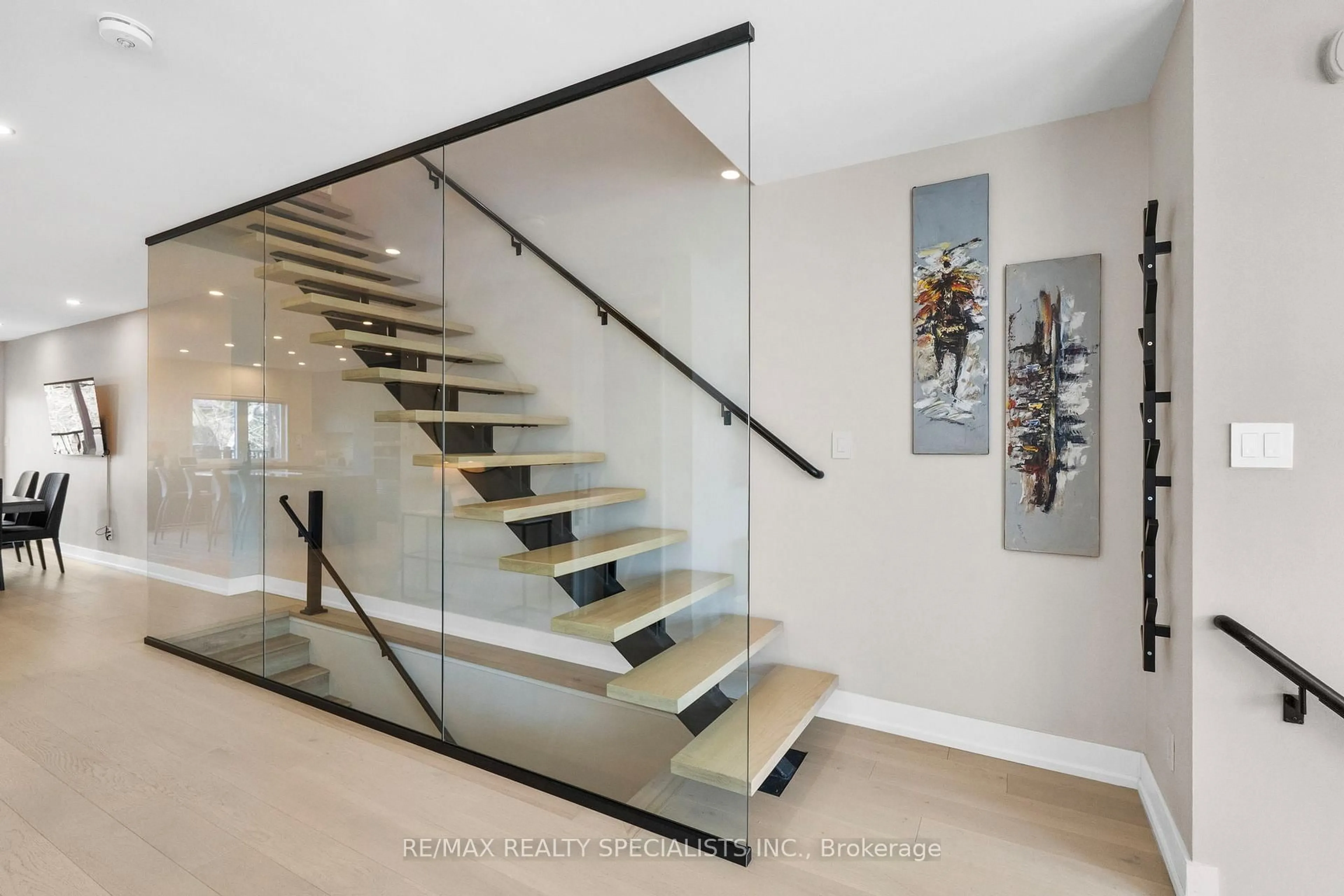 Stairs for 146 Stanley Ave, Toronto Ontario M8V 1N9