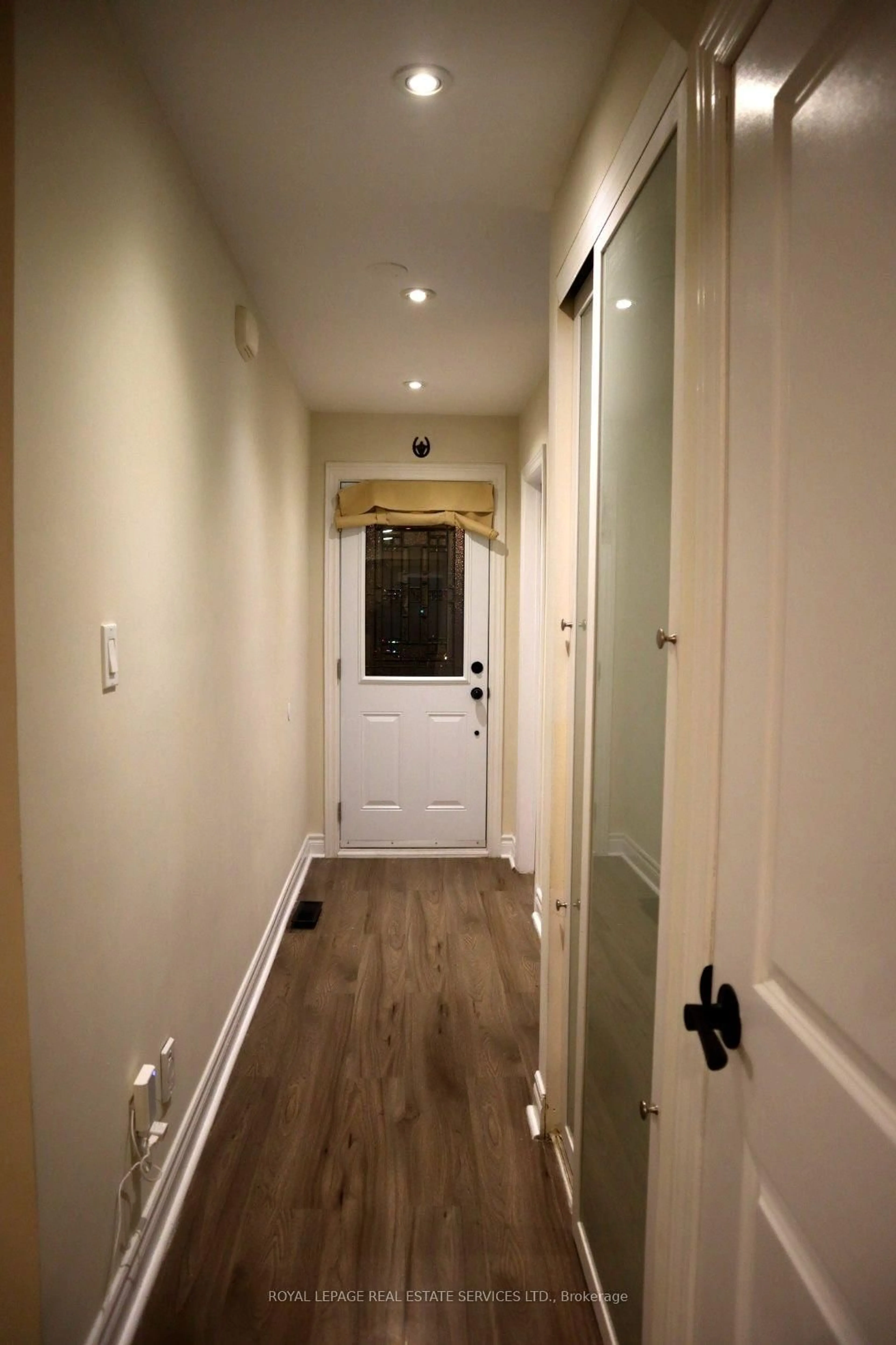 Unknown for 6449 Glen Erin Dr #43, Mississauga Ontario L5N 2T2