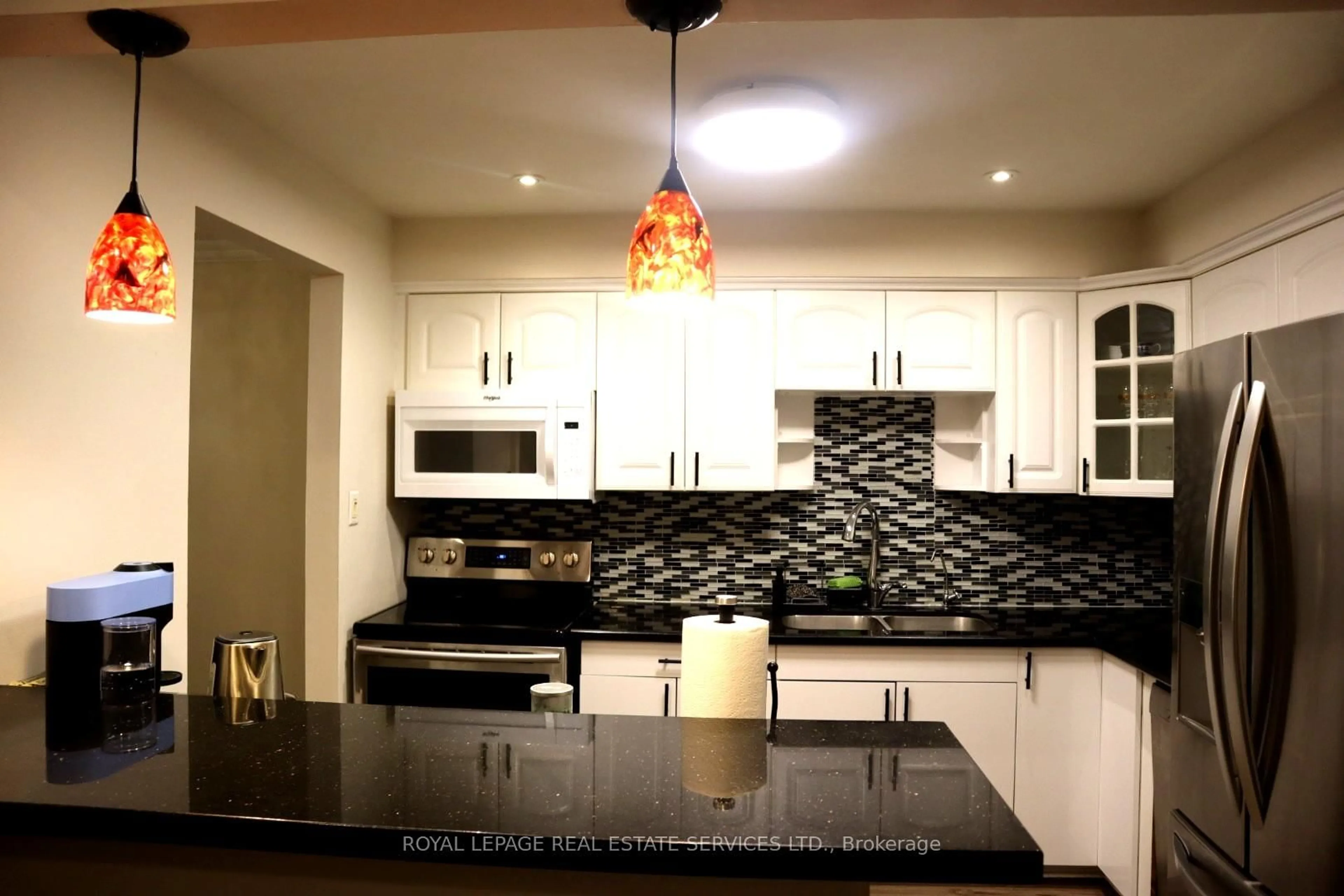 Unknown for 6449 Glen Erin Dr #43, Mississauga Ontario L5N 2T2