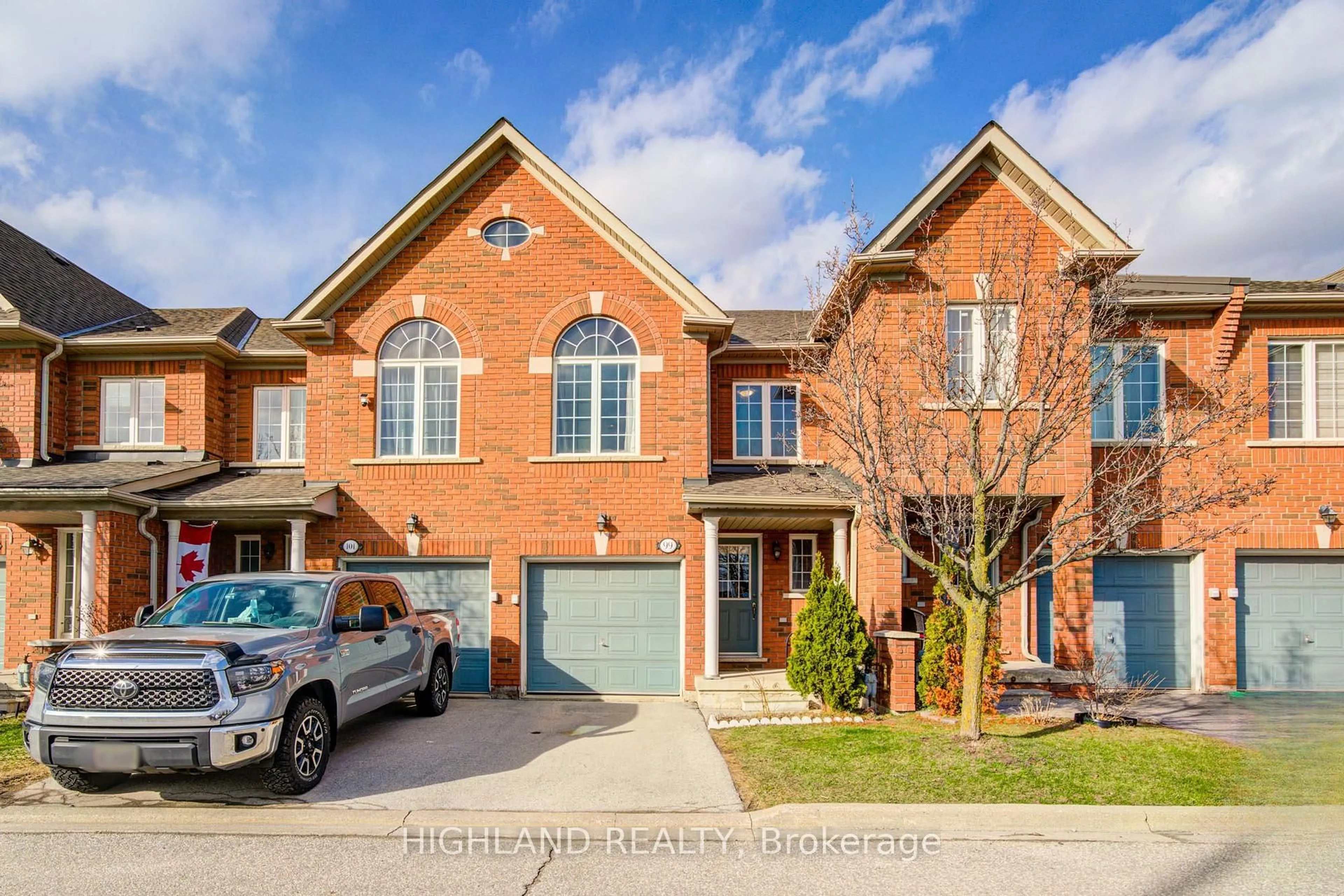 Home with brick exterior material, street for 6399 Spinnaker Circ #99, Mississauga Ontario L5W 1Z5