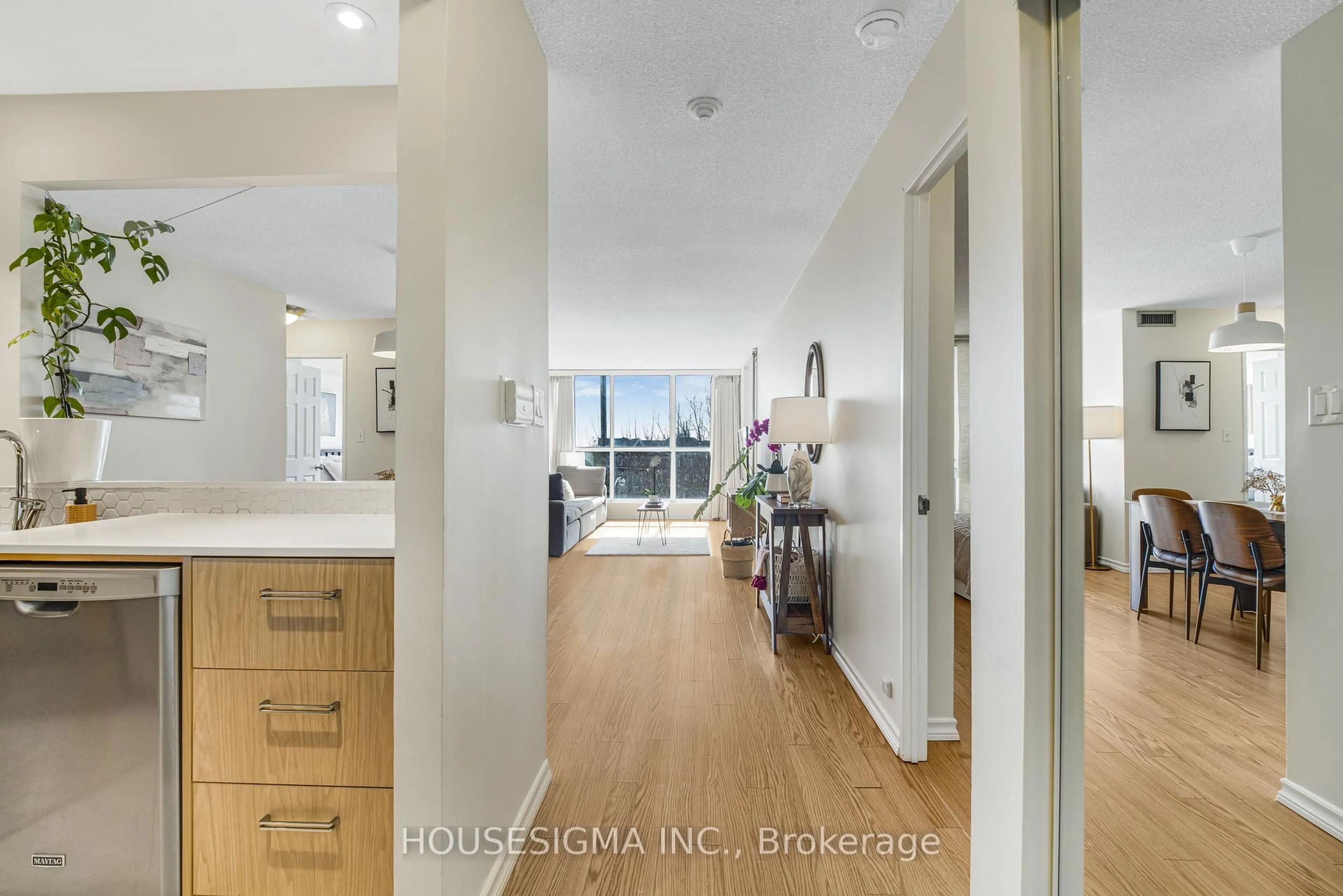 Unknown for 22 Southport St #438, Toronto Ontario M6S 4Y9