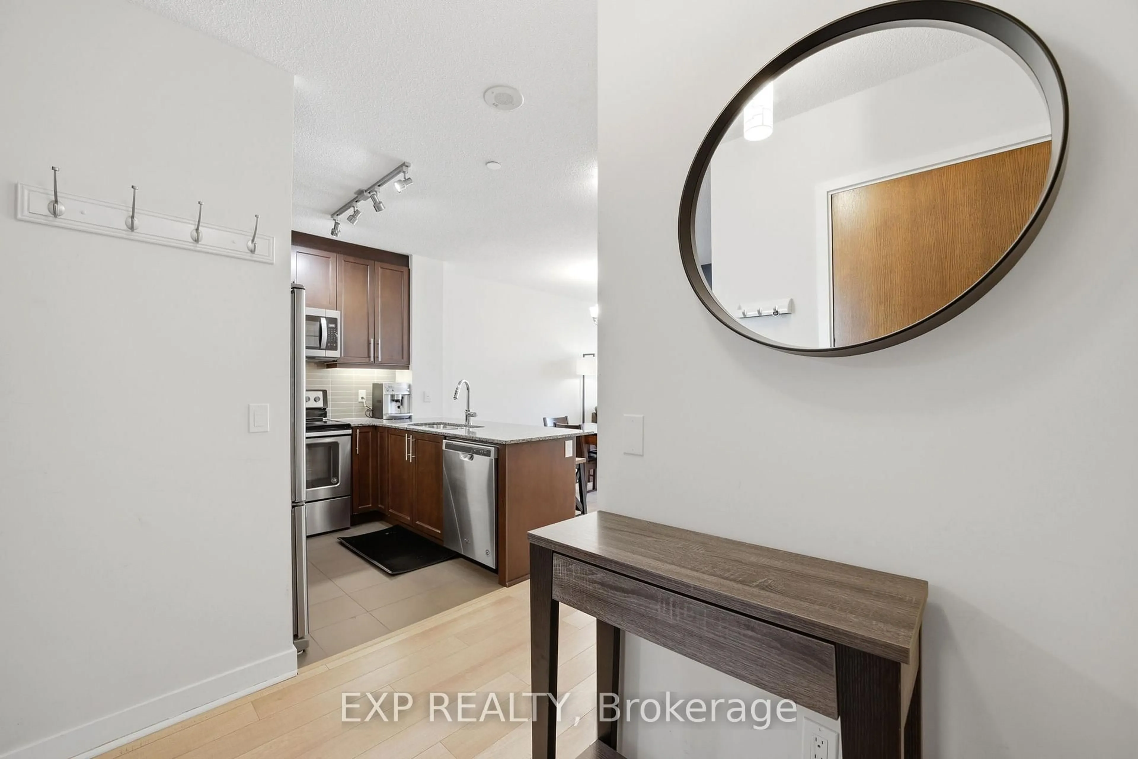 Unknown for 3975 Grand Park Dr #401, Mississauga Ontario L5B 0K4