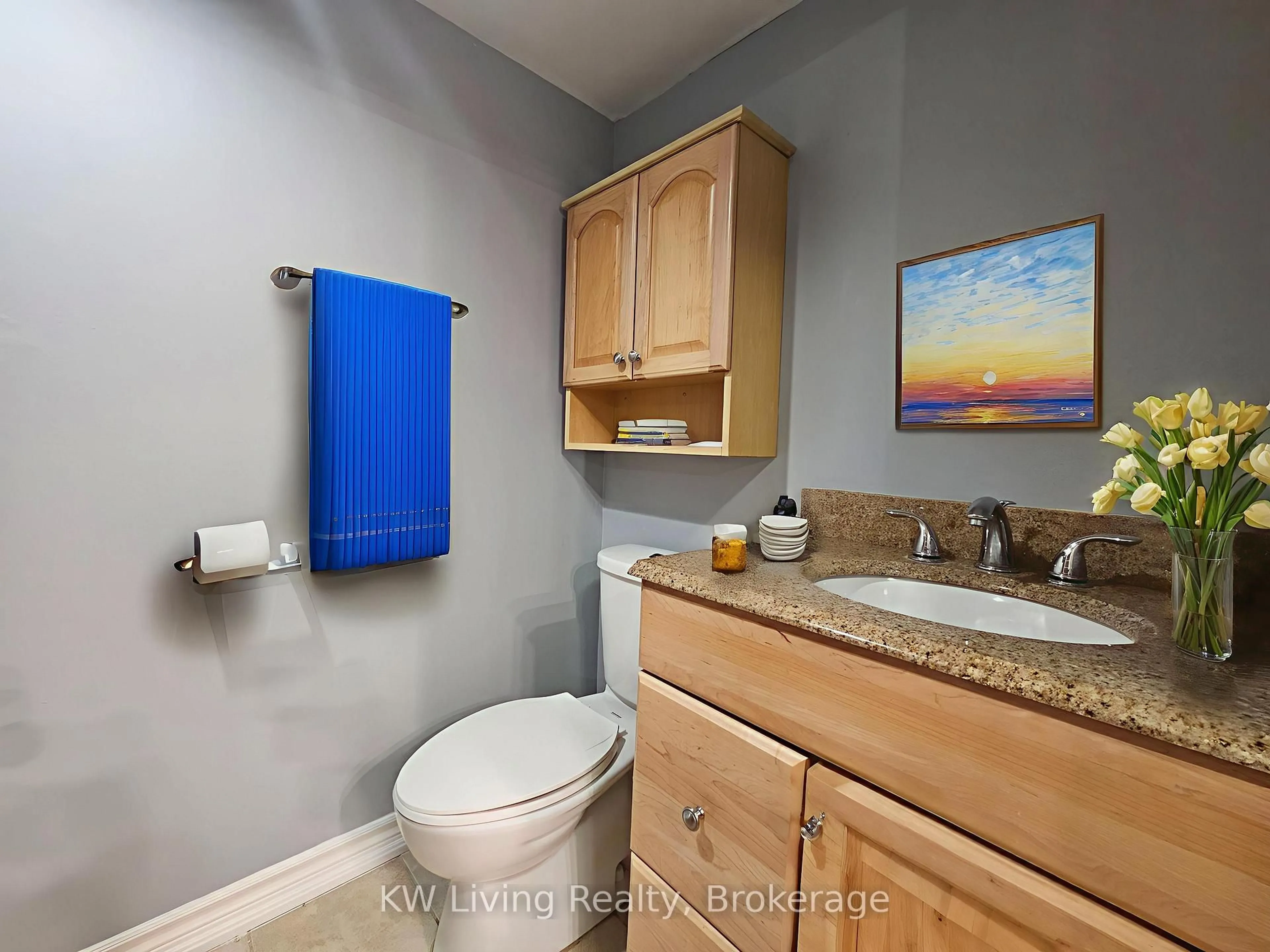 Standard bathroom, ceramic/tile floor for 265 Enfield Pl #1502, Mississauga Ontario L5B 3Y7