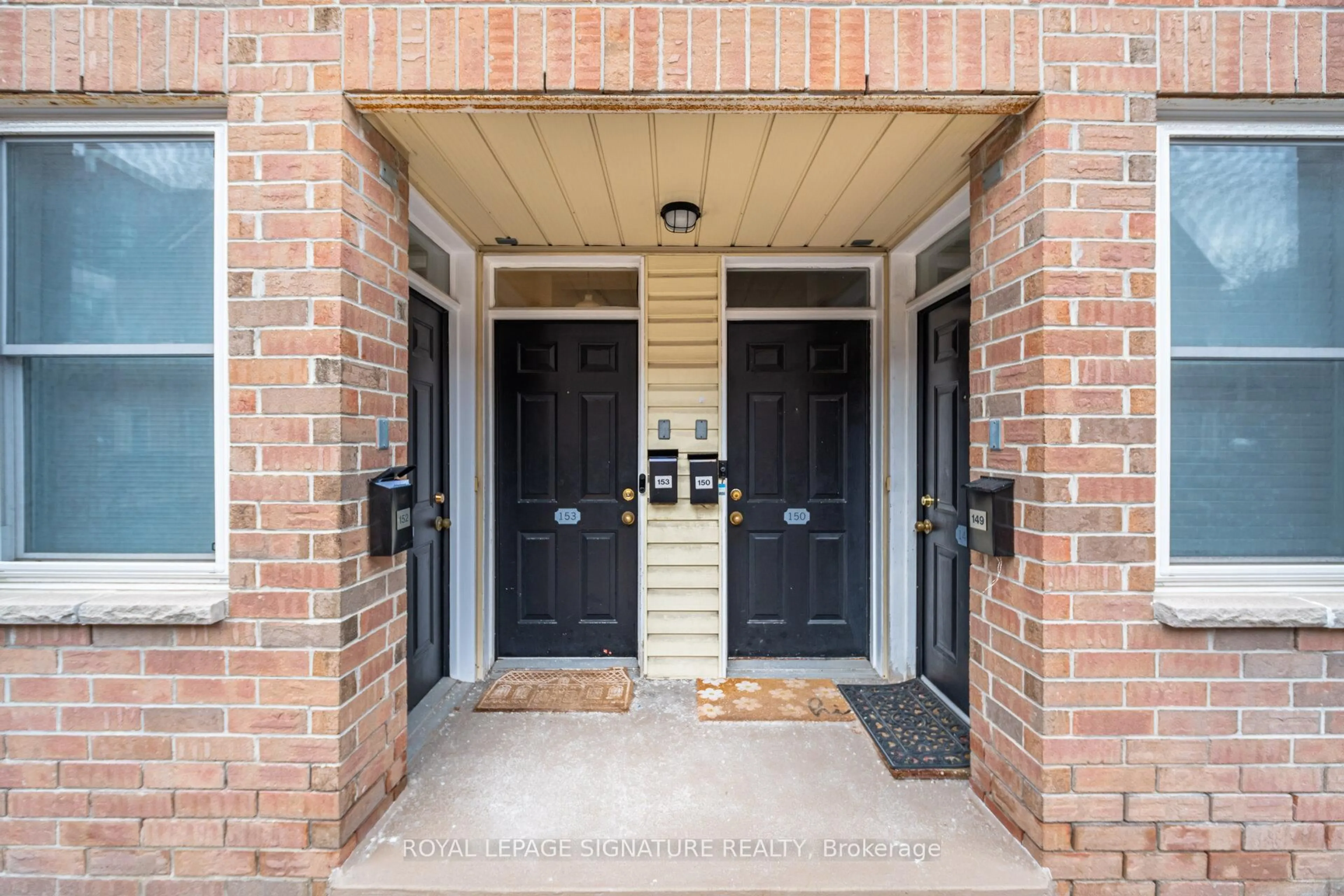 Indoor entryway for 760 Lawrence Ave #153, Toronto Ontario M6A 3E7