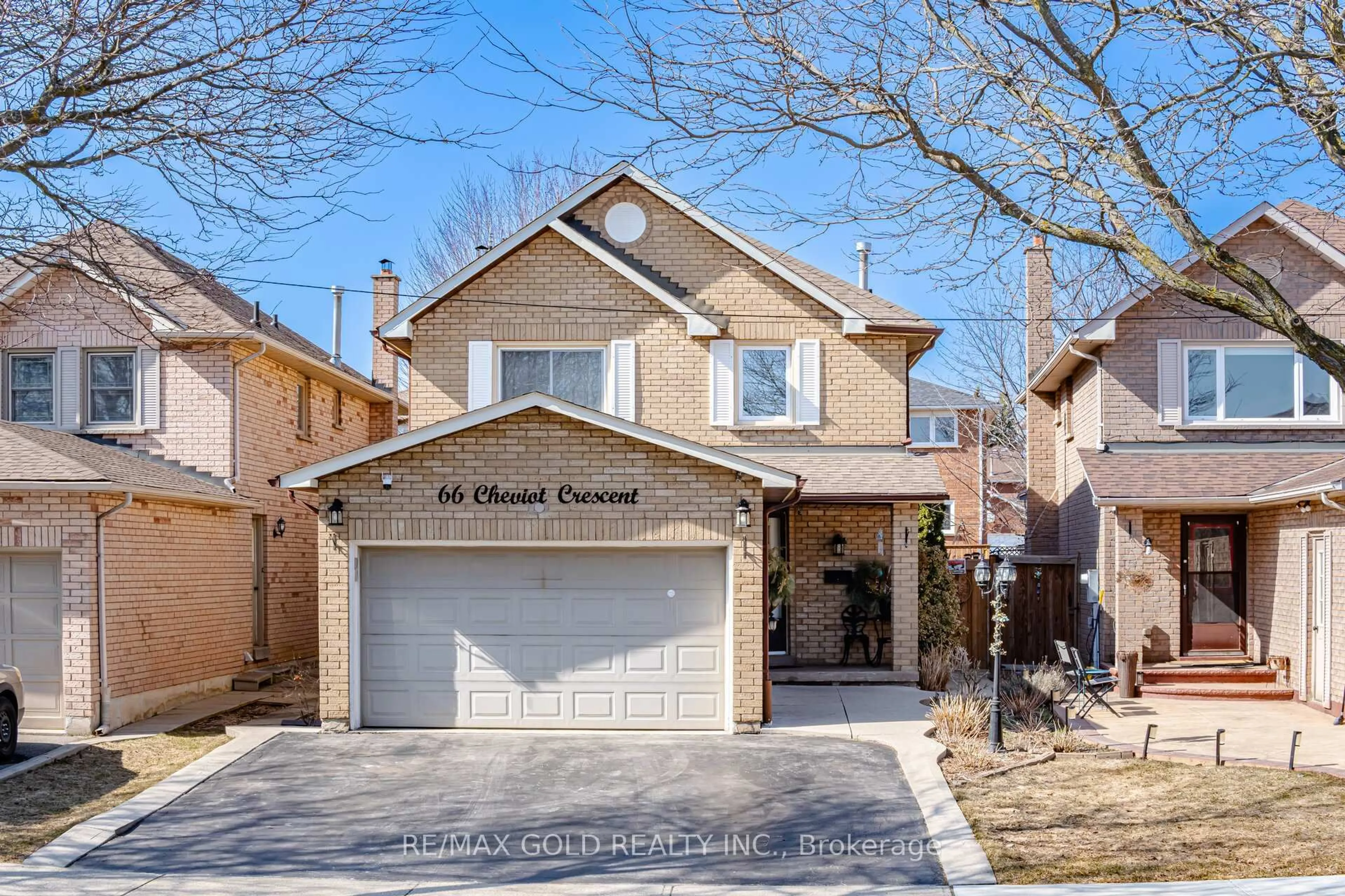 Home with brick exterior material, street for 66 Cheviot Cres, Brampton Ontario L6Z 4G7