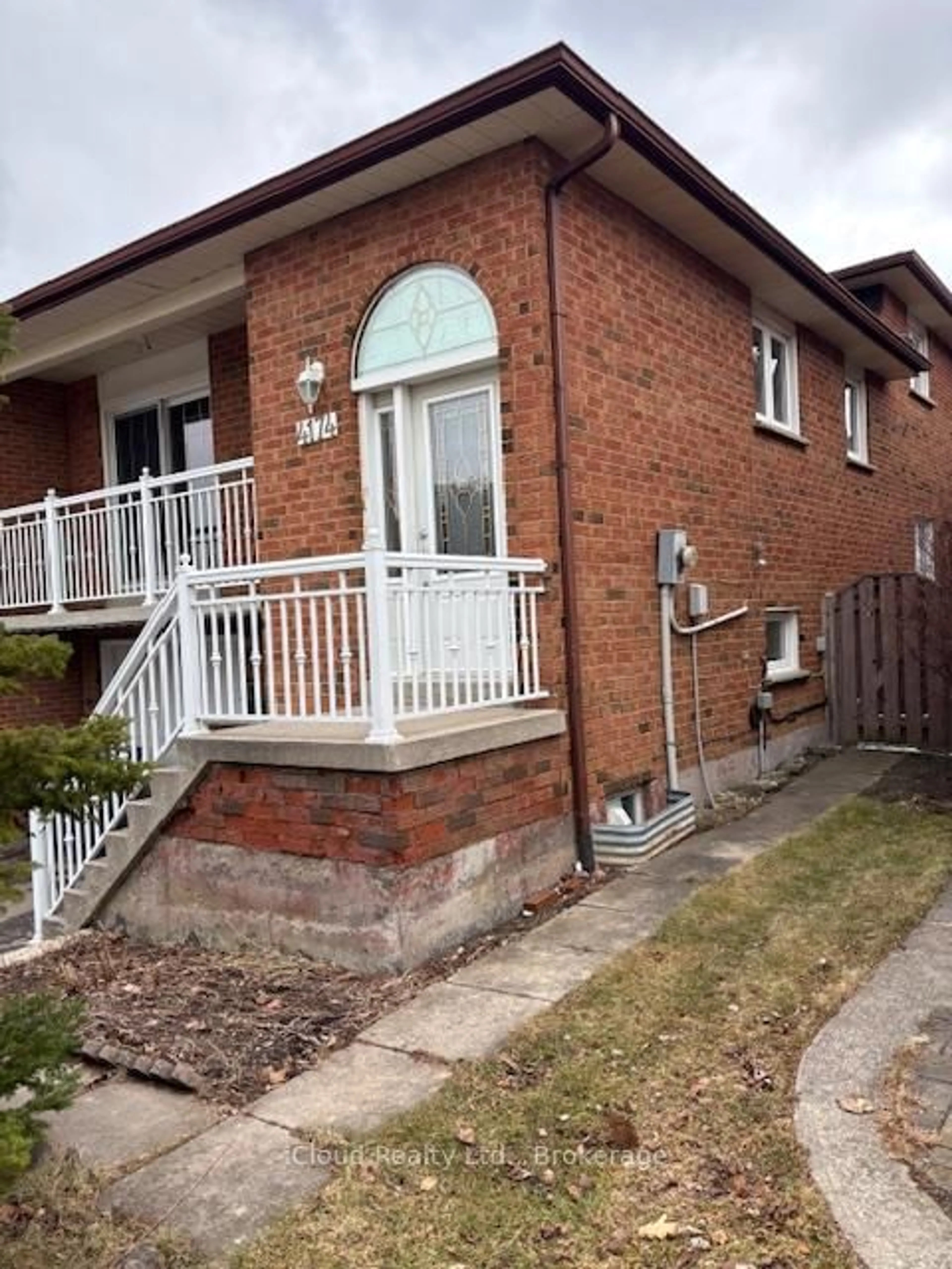 Home with brick exterior material, street for 4174 Woodington Dr, Mississauga Ontario L4Z 1K4